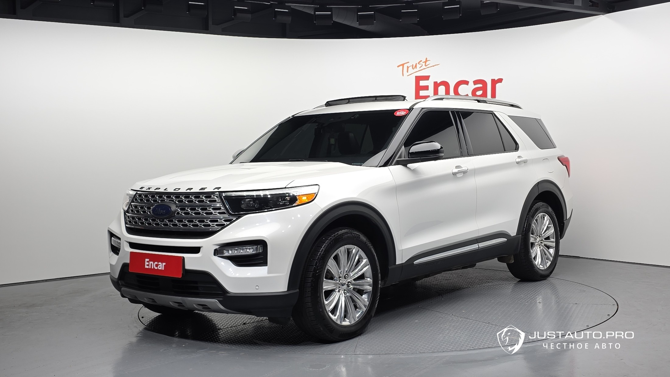 Автомобиль Ford Explorer