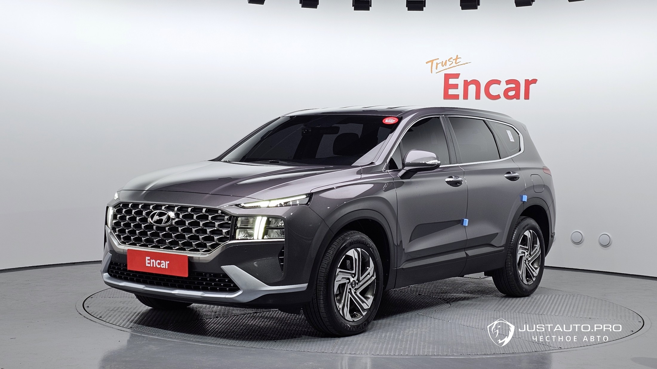 Автомобиль Hyundai Santafe