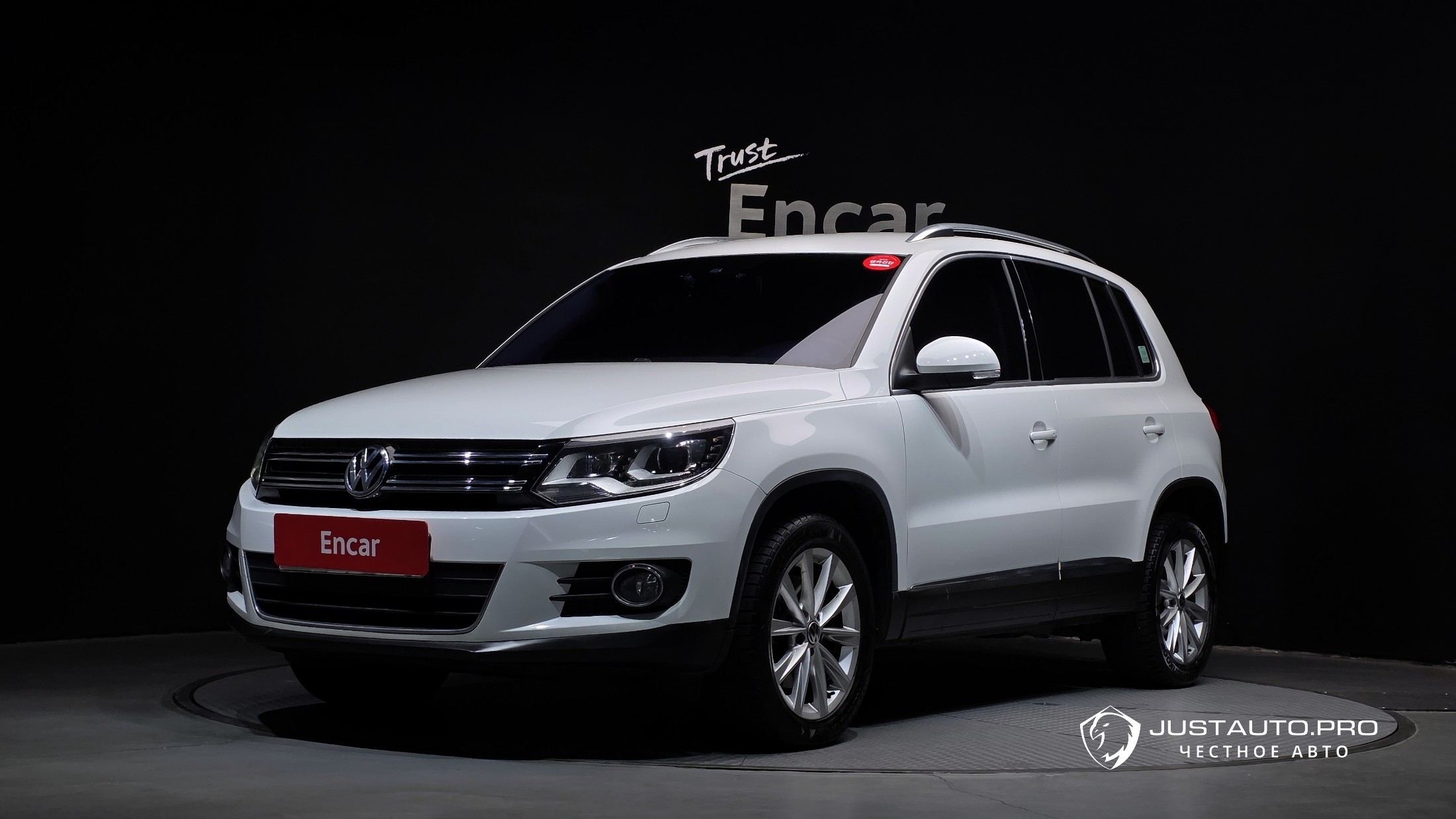 Автомобиль Volkswagen Tiguan