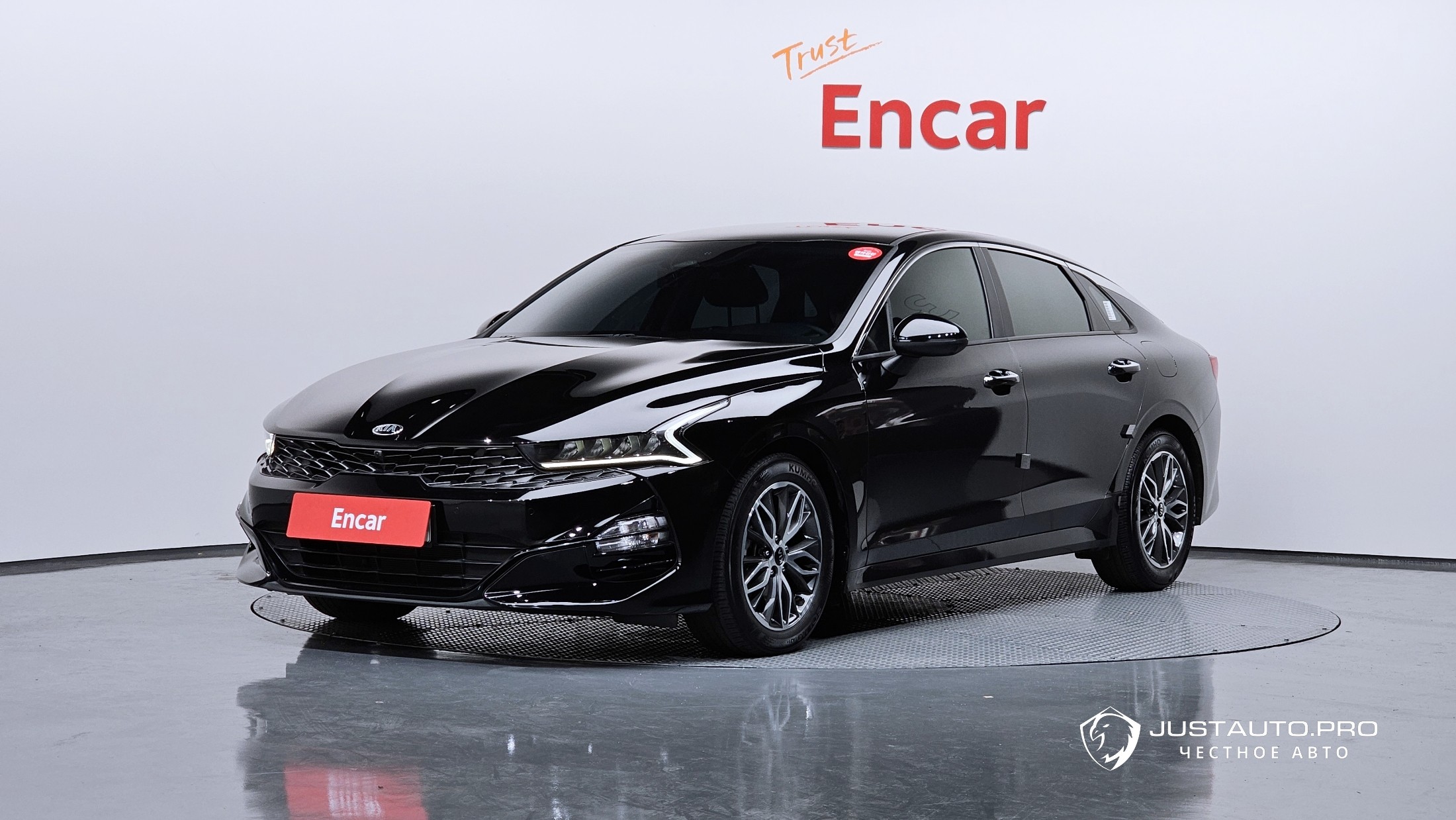 Автомобиль Kia K5