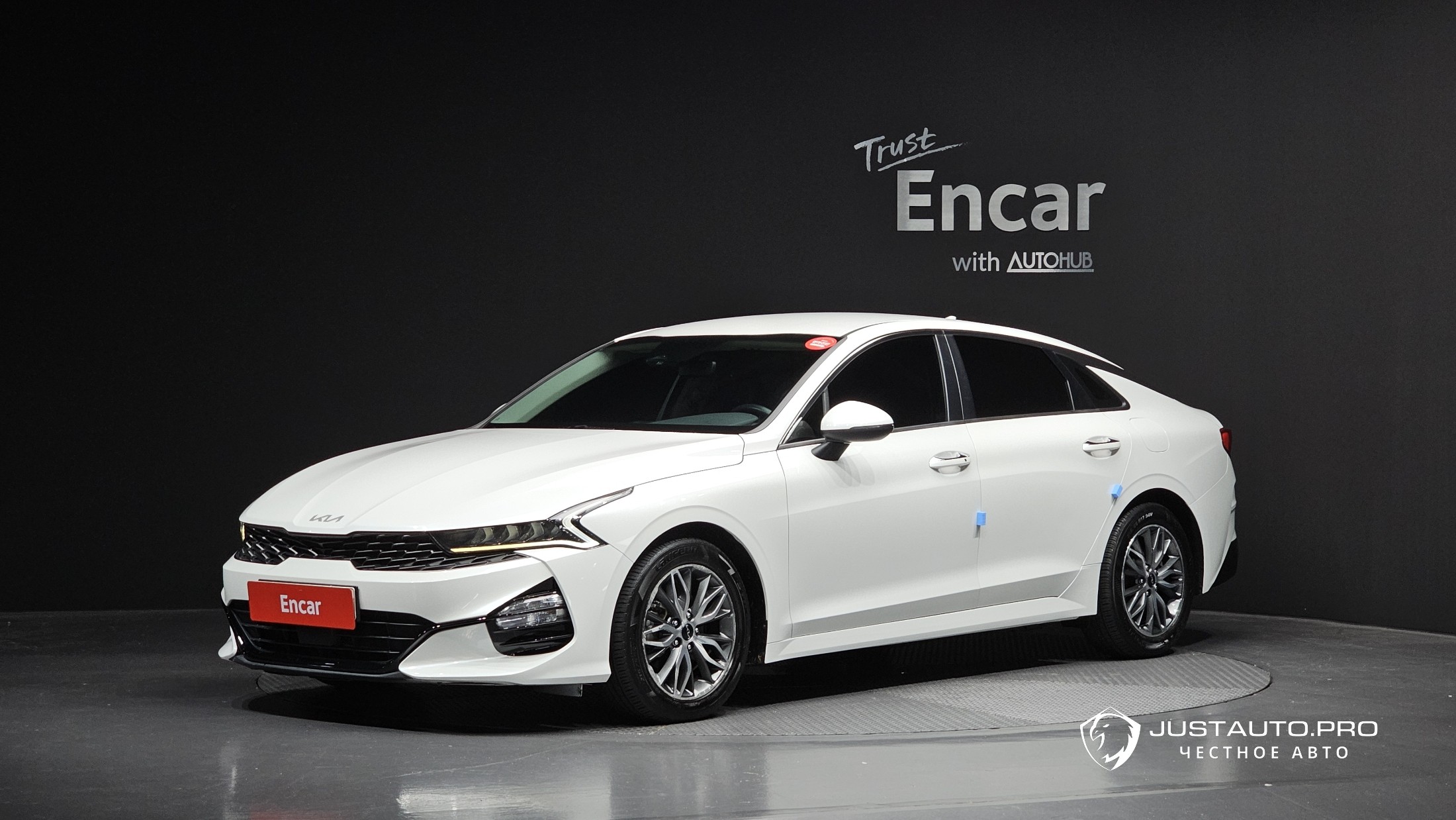 Автомобиль Kia K5