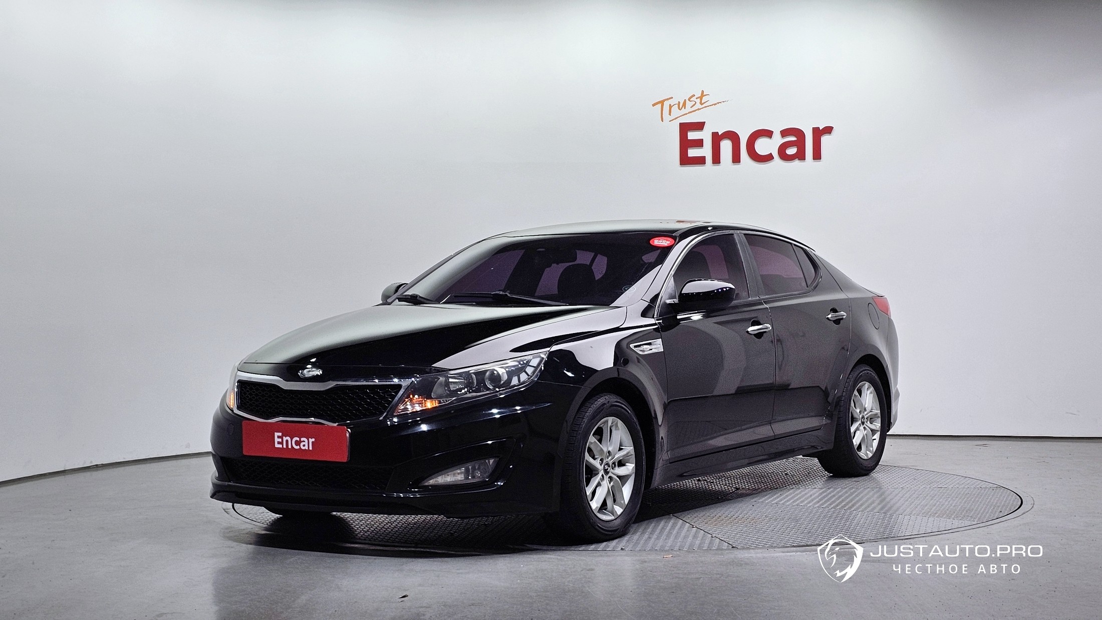 Автомобиль Kia K5