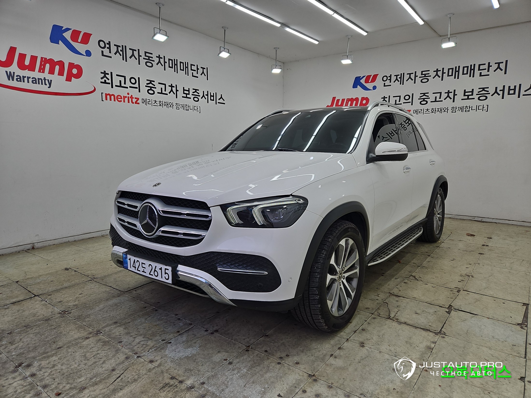 Автомобиль Mercedes-Benz GLE-Class