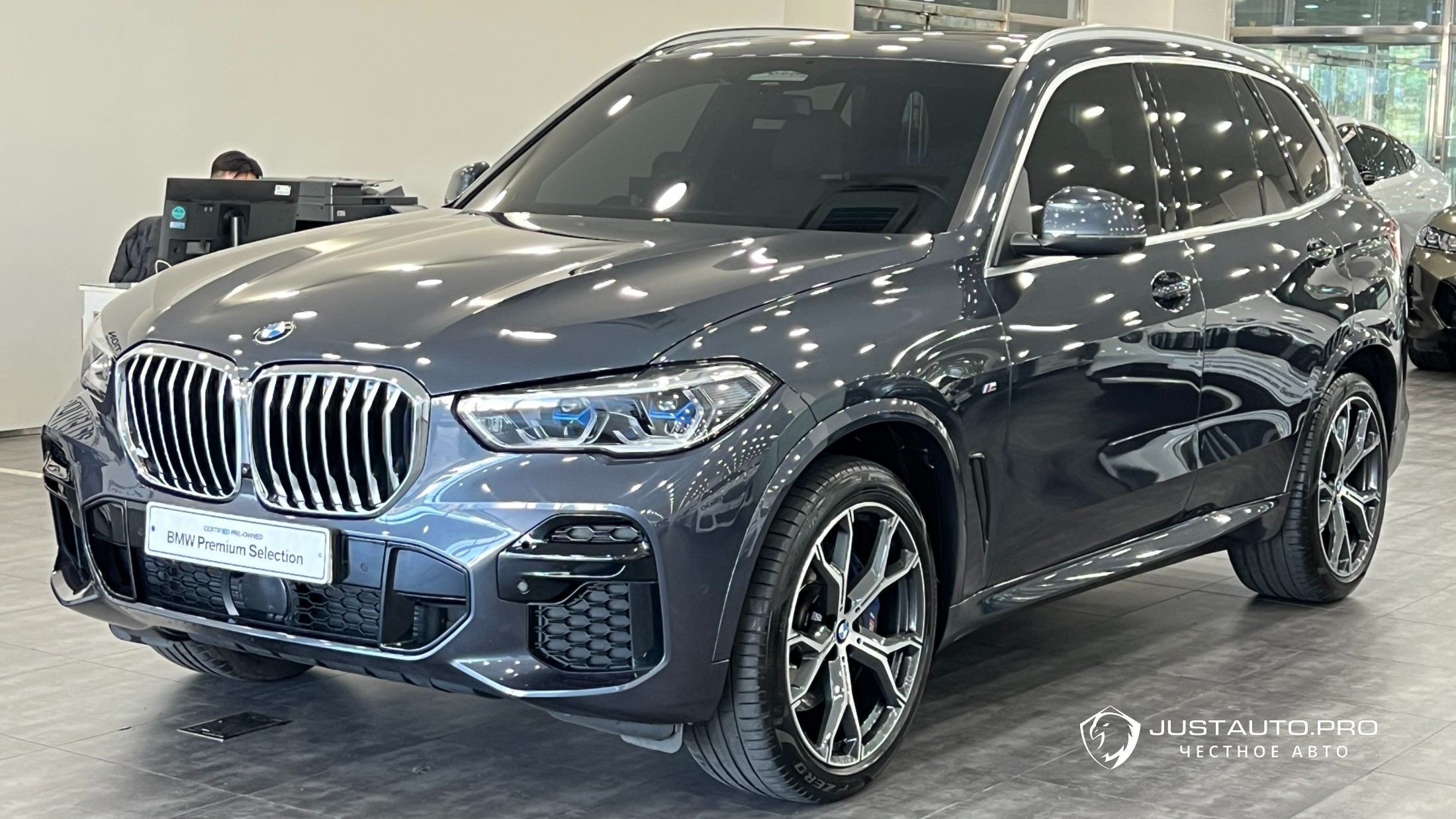 Автомобиль BMW X5