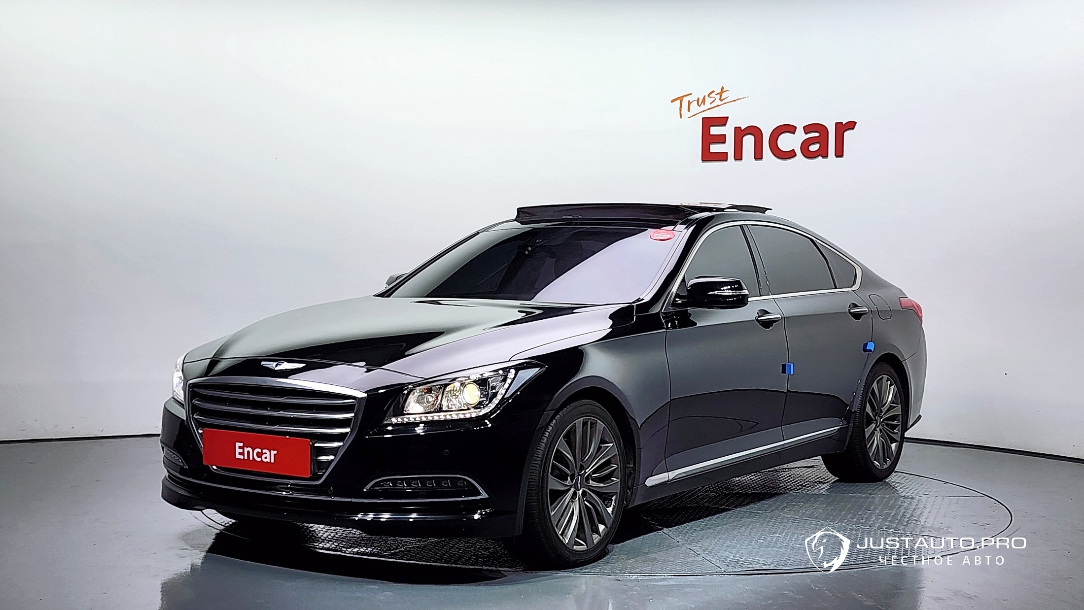 Автомобиль Hyundai Genesis