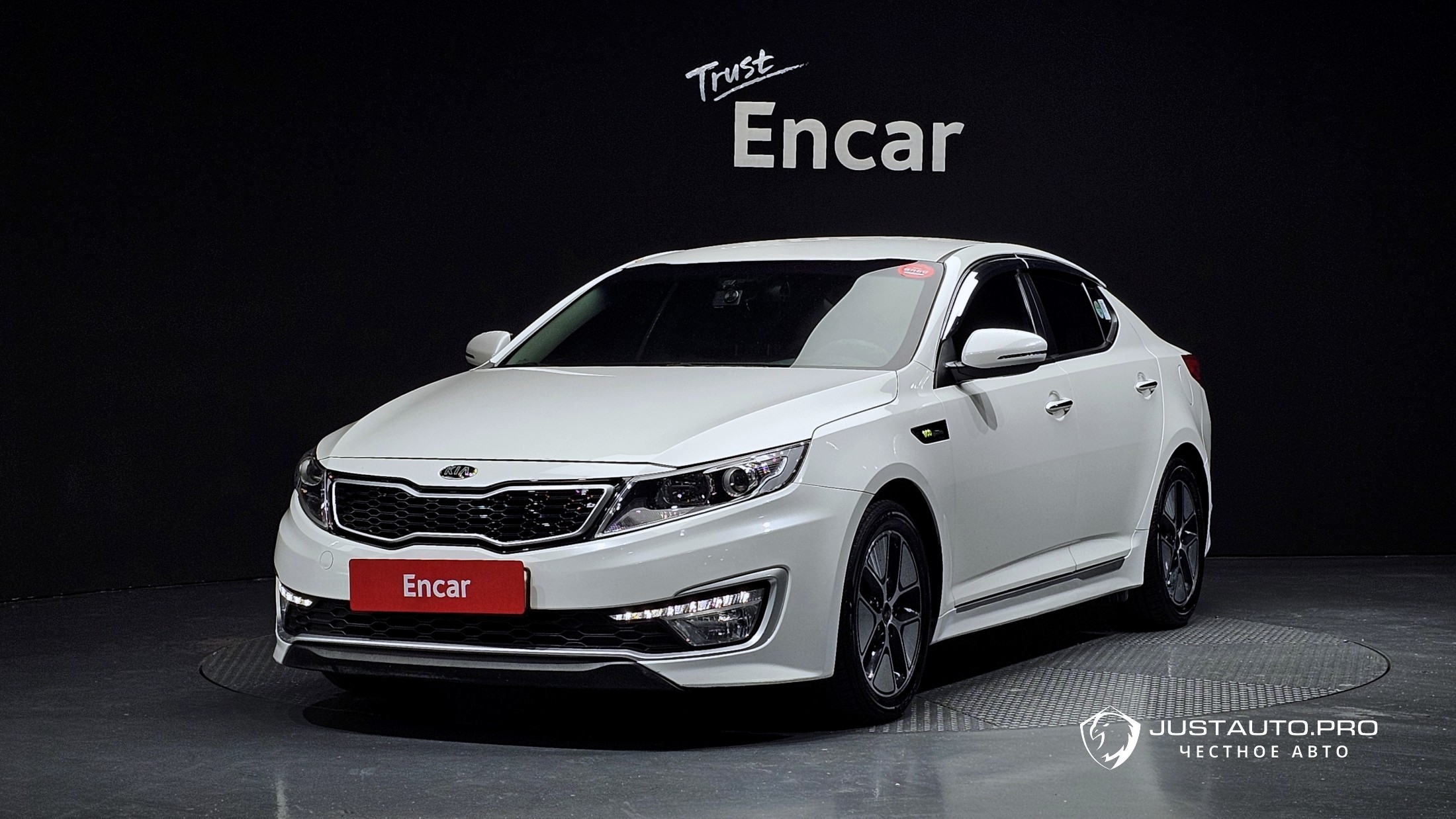 Автомобиль Kia K5