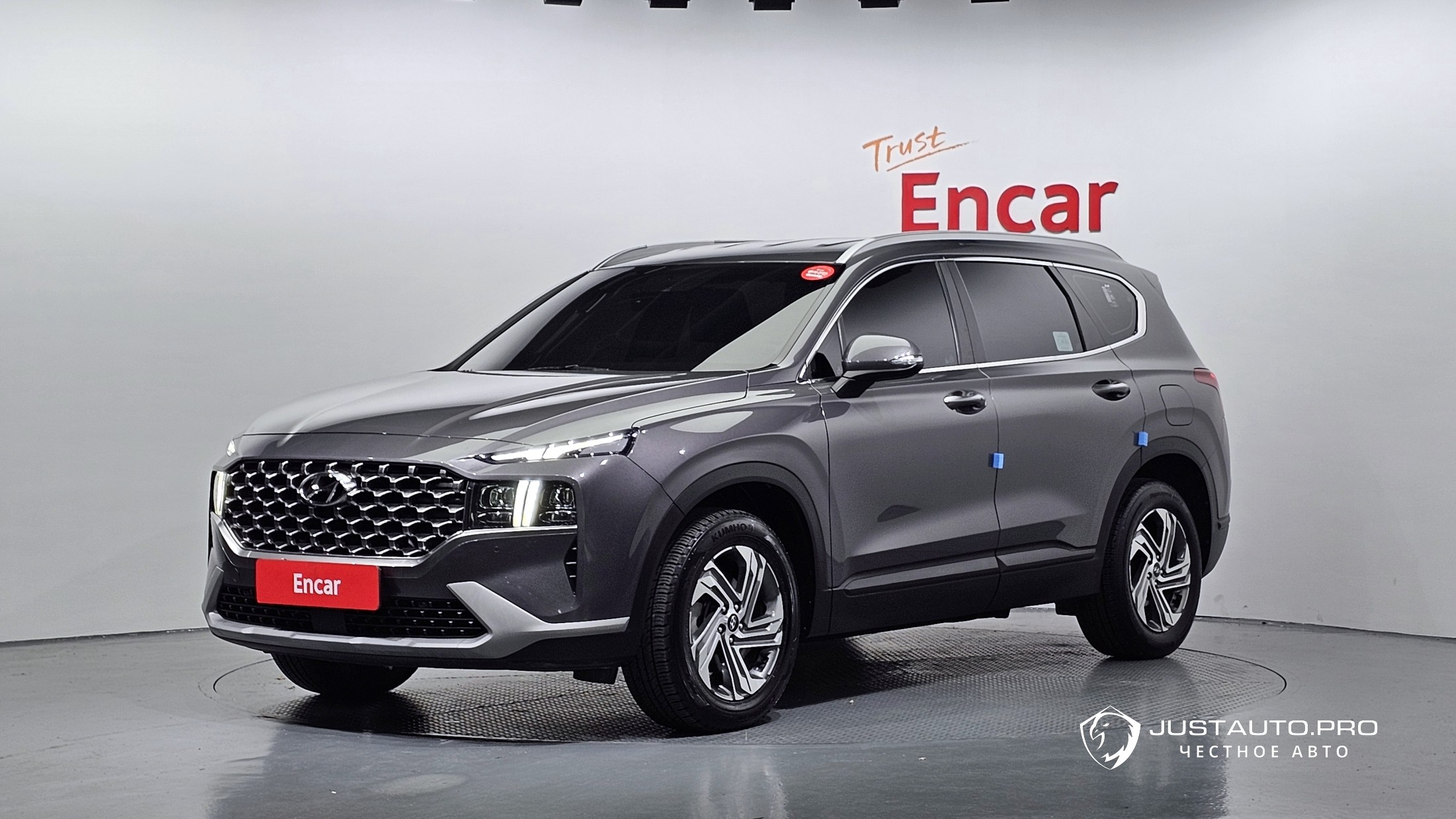 Автомобиль Hyundai Santafe