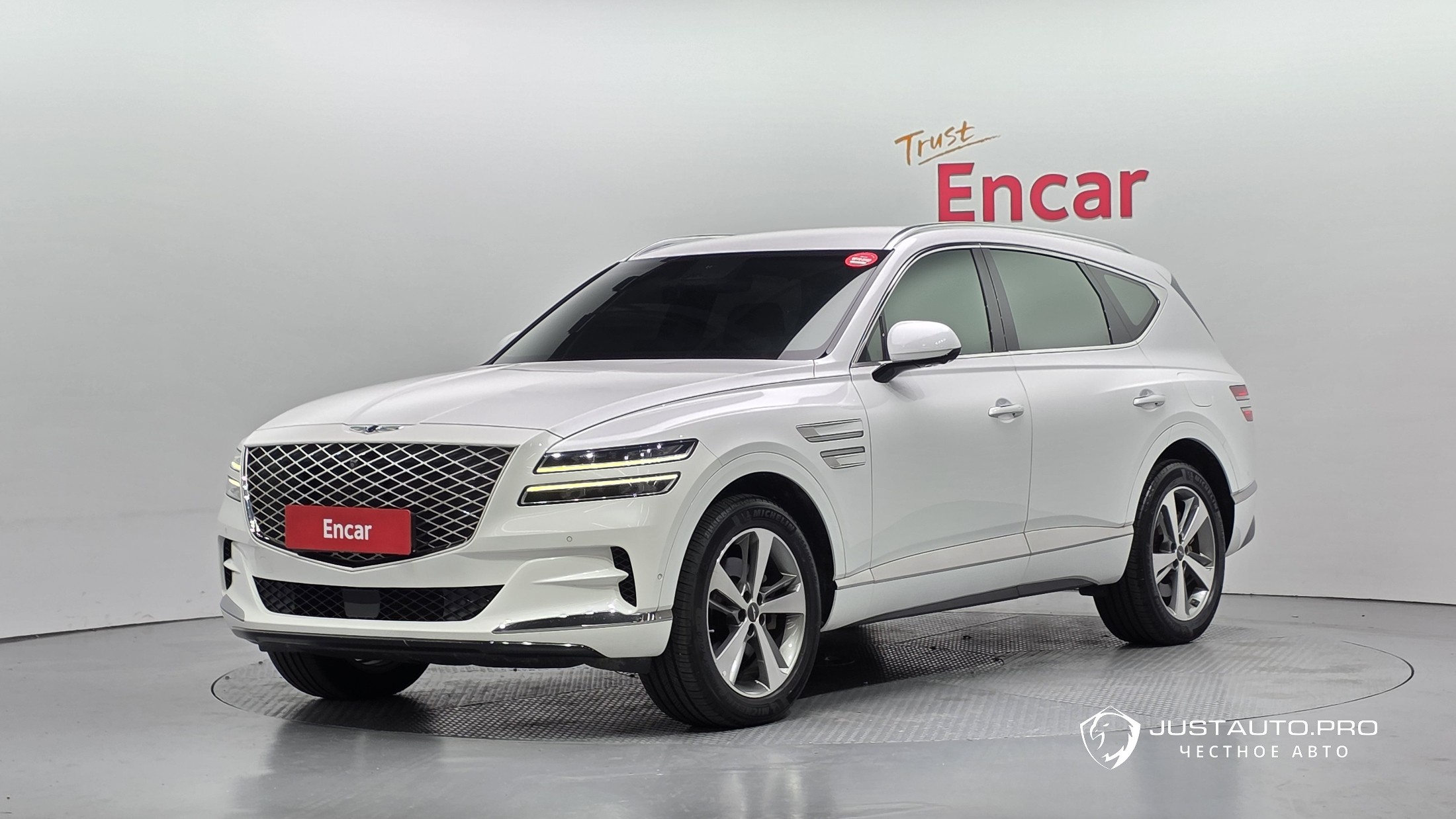 Автомобиль Genesis GV80