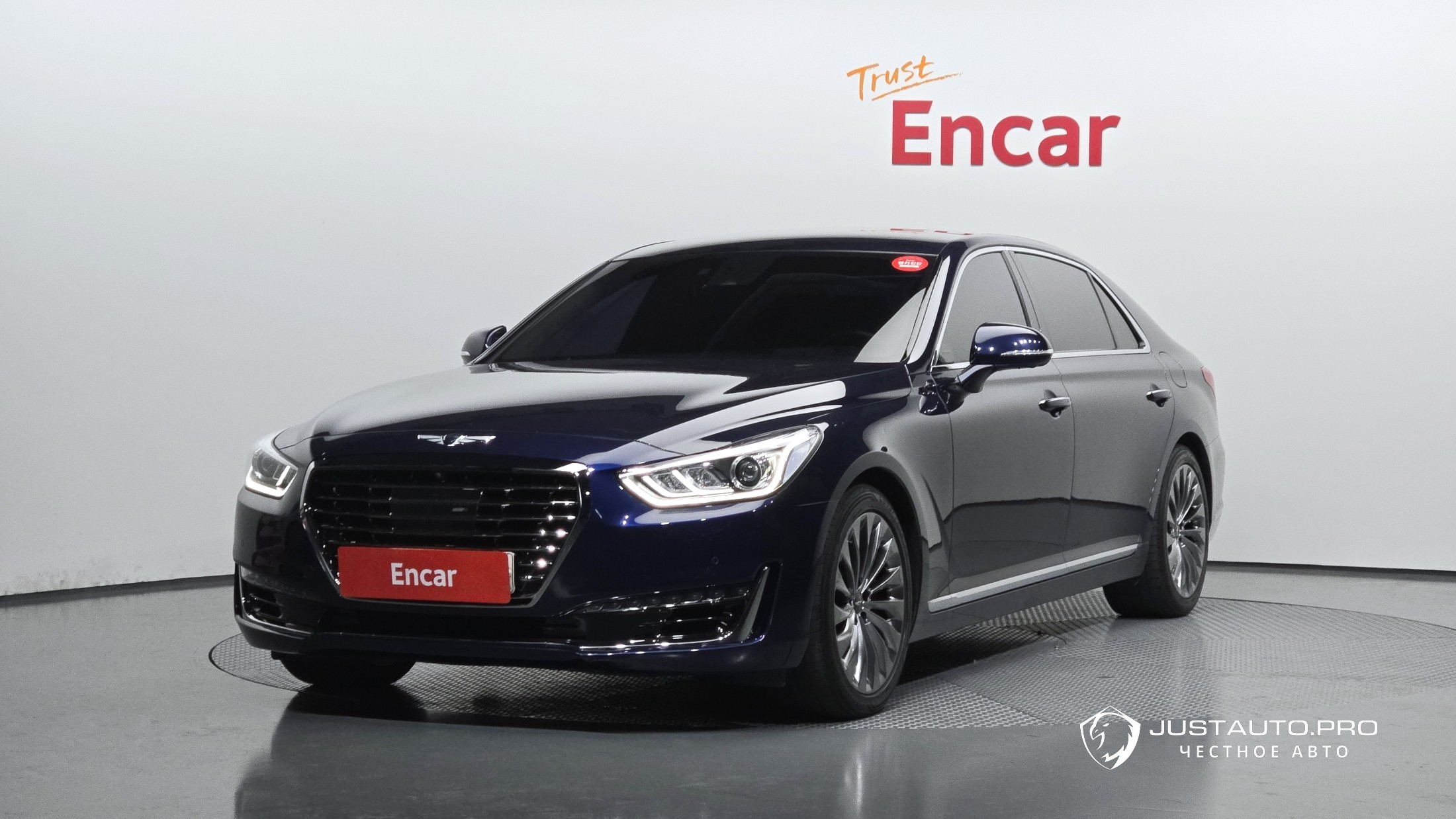 Автомобиль Genesis EQ900