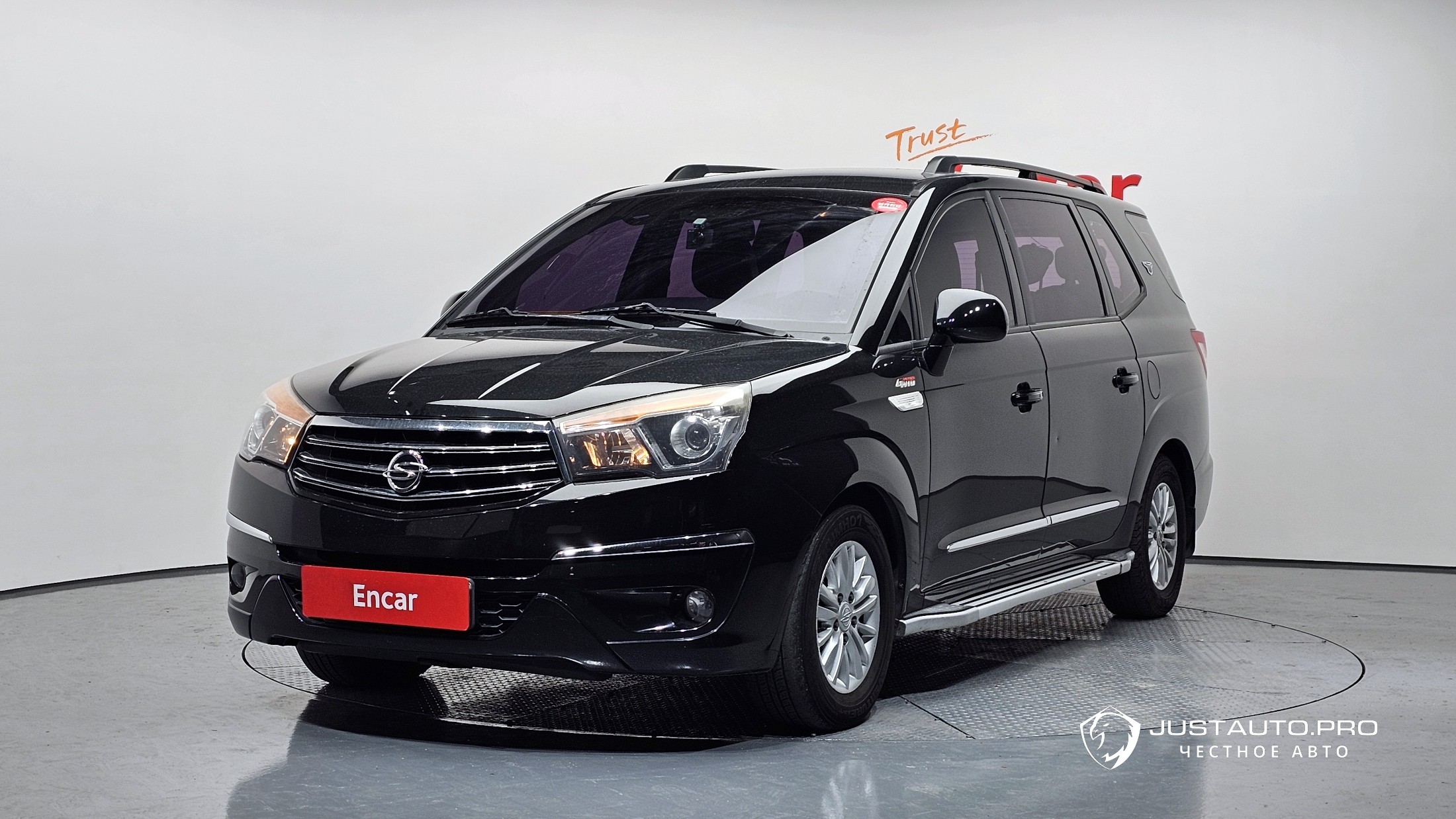 Автомобиль KG_Mobility_Ssangyong KORANDO