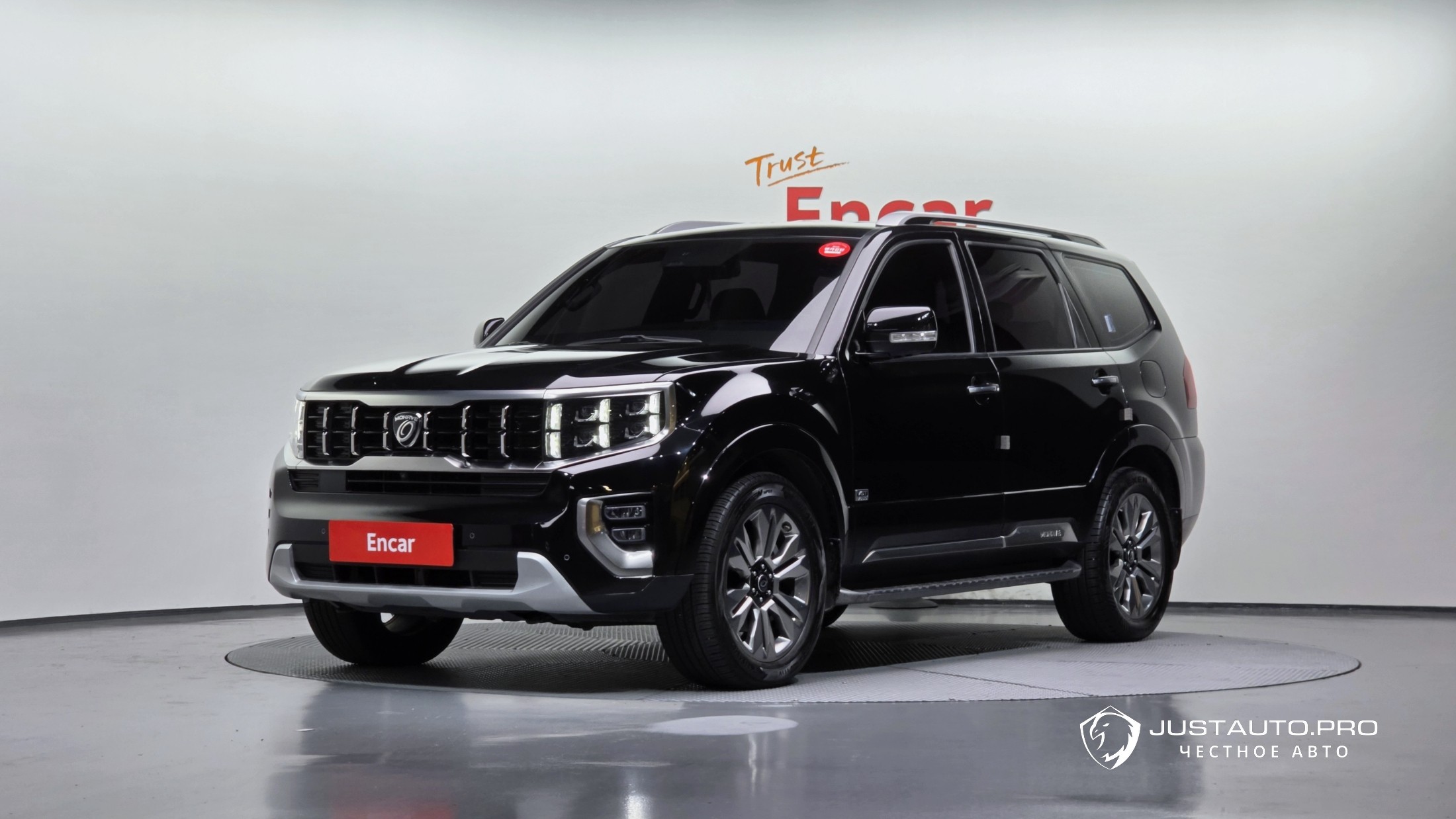 Автомобиль Kia Mohave