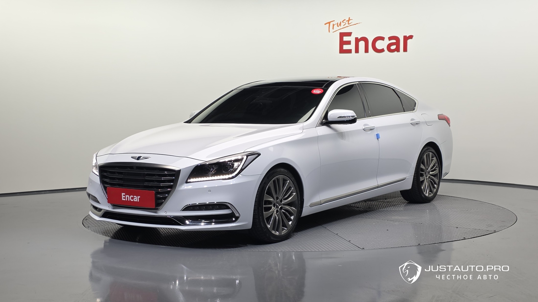 Автомобиль Genesis G80