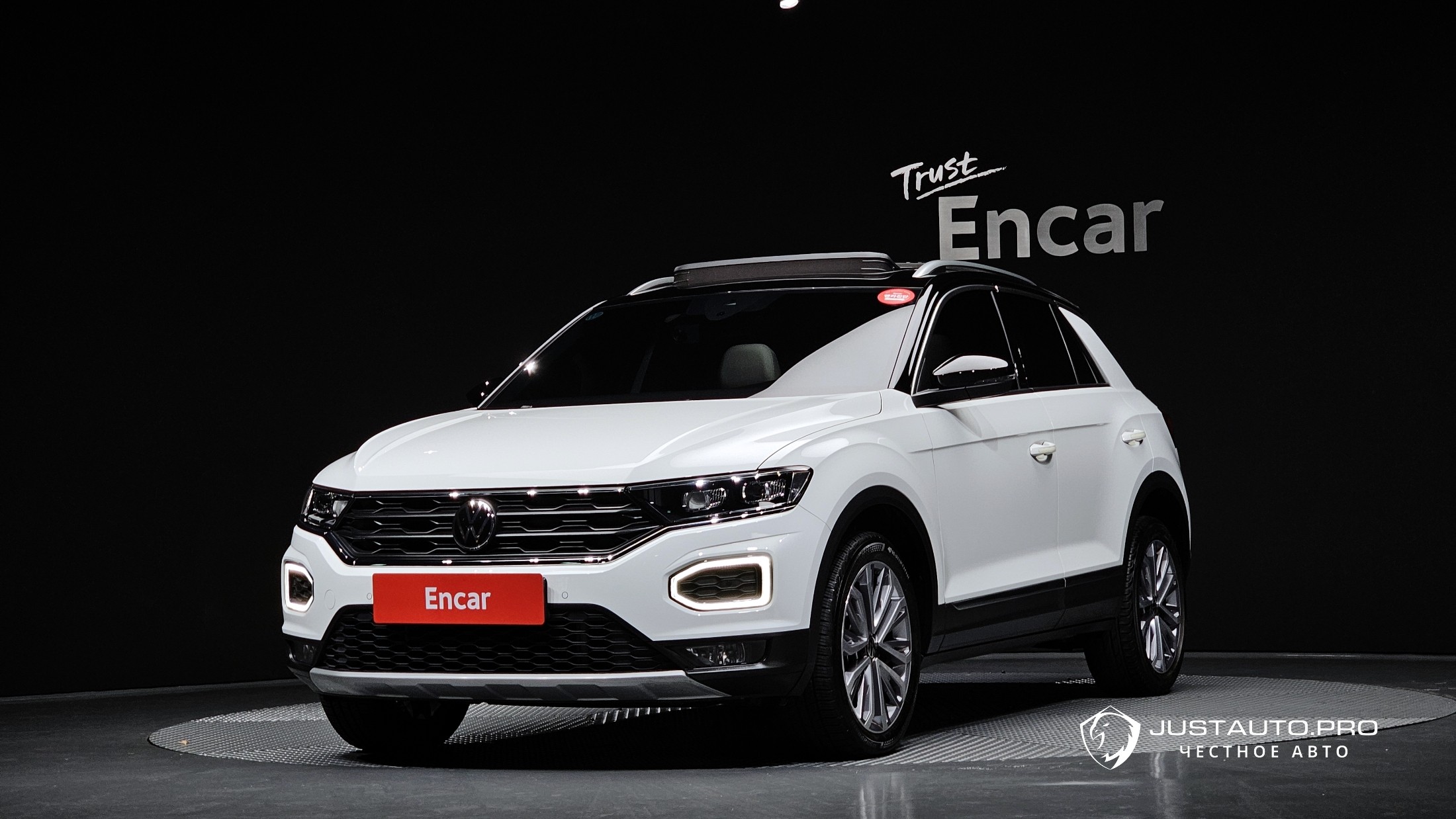 Автомобиль Volkswagen T-Roc