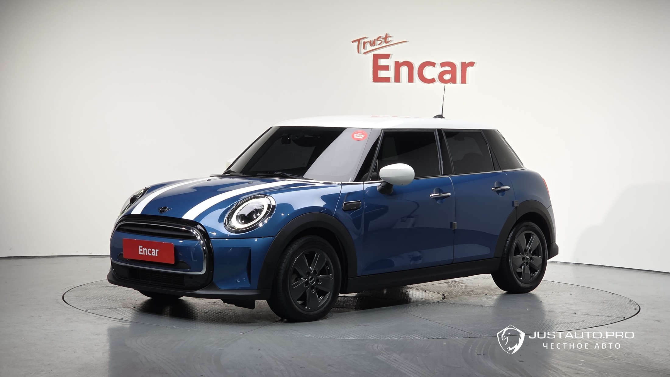 Автомобиль Mini Cooper