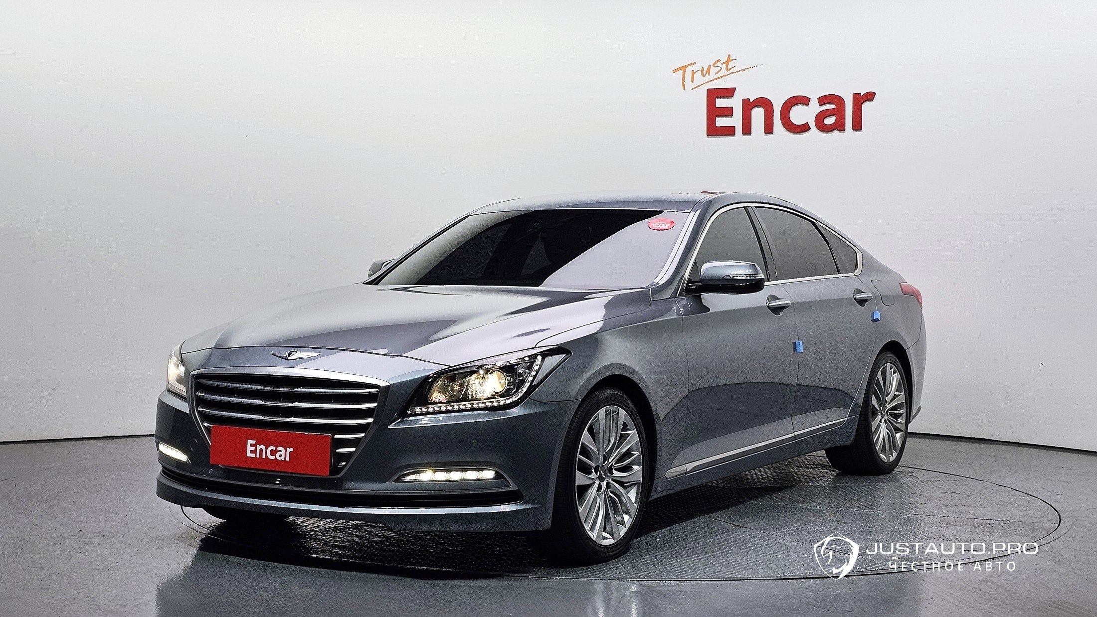 Автомобиль Hyundai Genesis