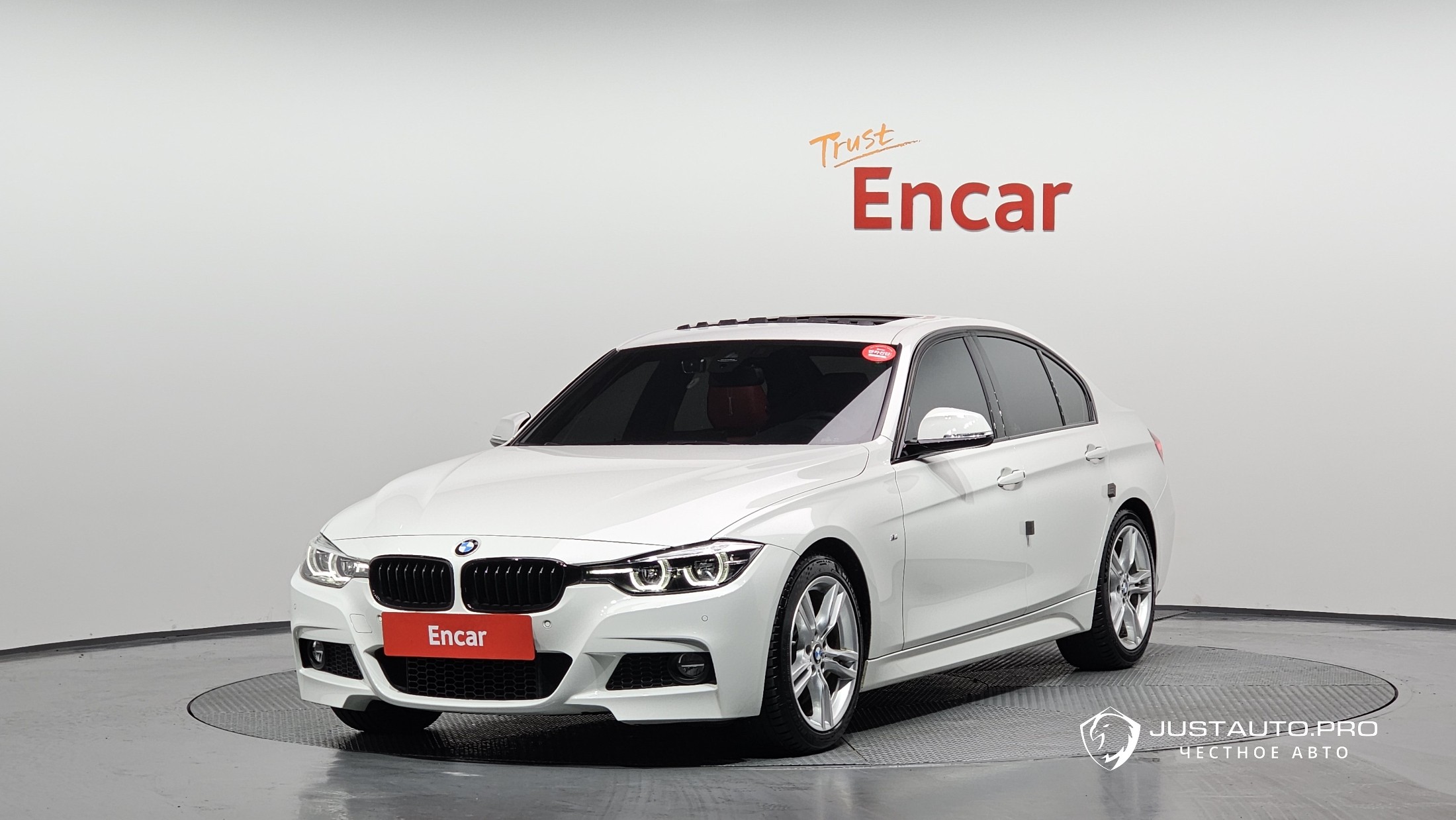 Автомобиль BMW 3-Series