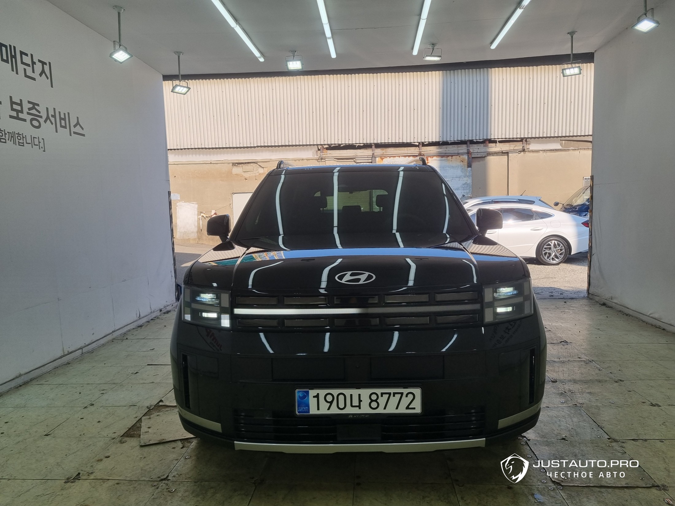 Автомобиль Hyundai Santafe