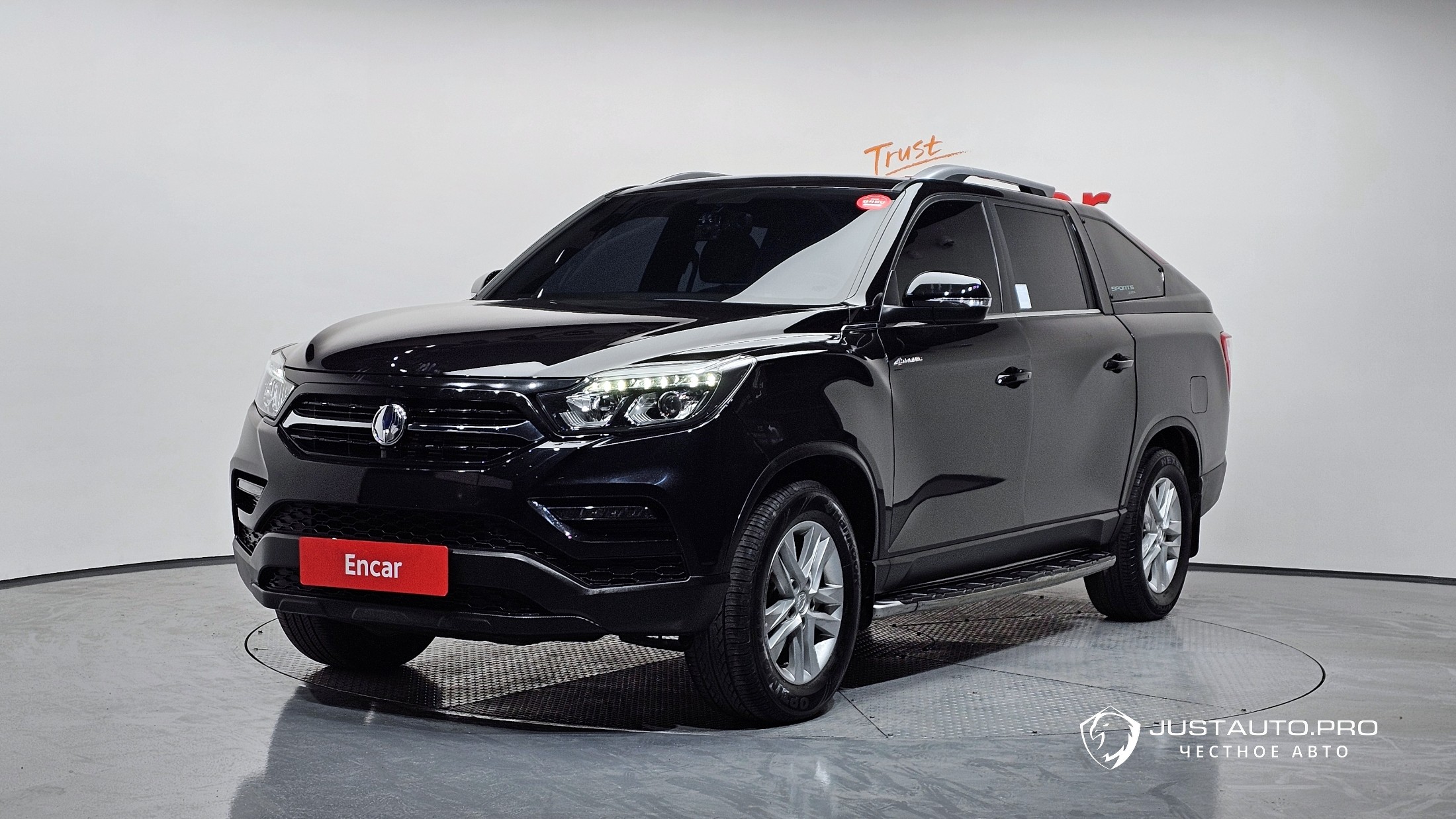 Автомобиль KG_Mobility_Ssangyong Rexton