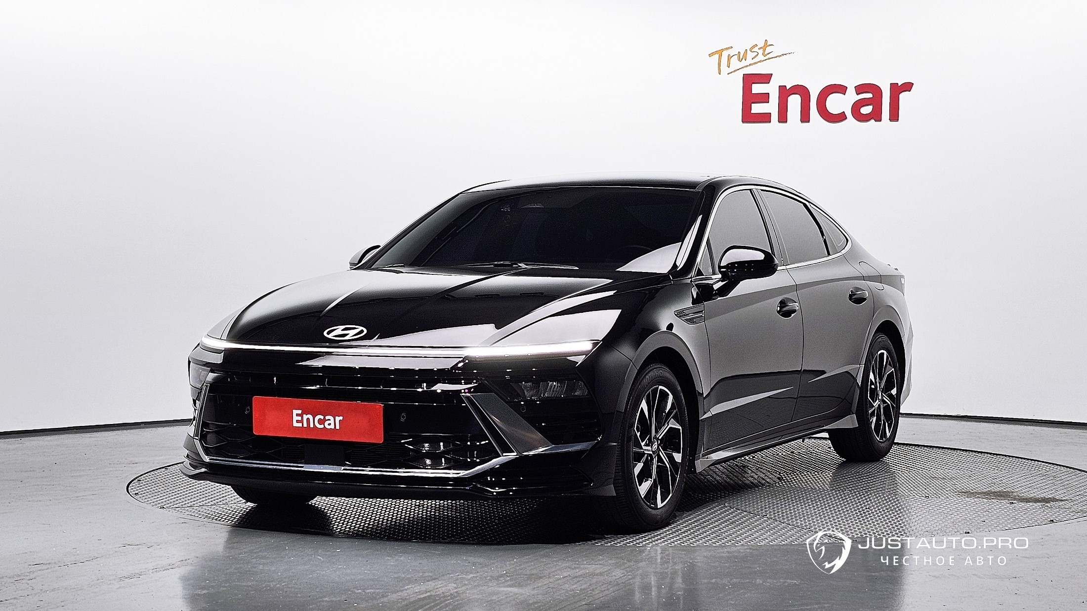 Автомобиль Hyundai Sonata