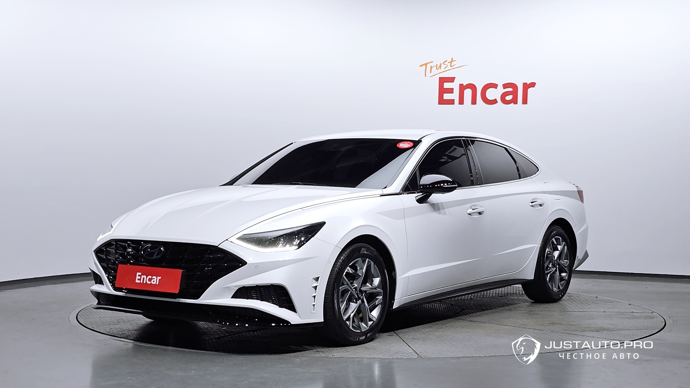 Автомобиль Hyundai Sonata