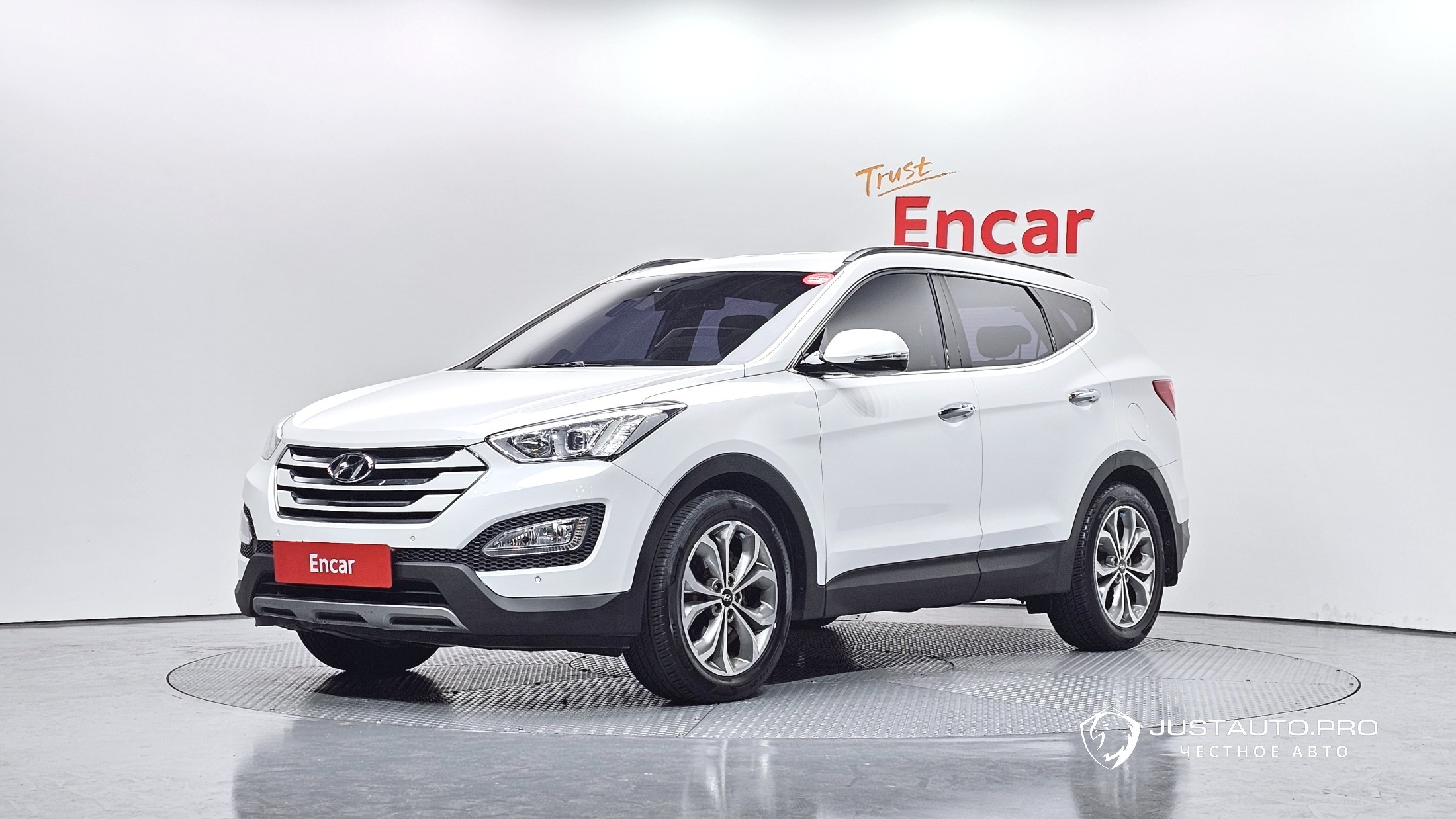 Автомобиль Hyundai Santafe