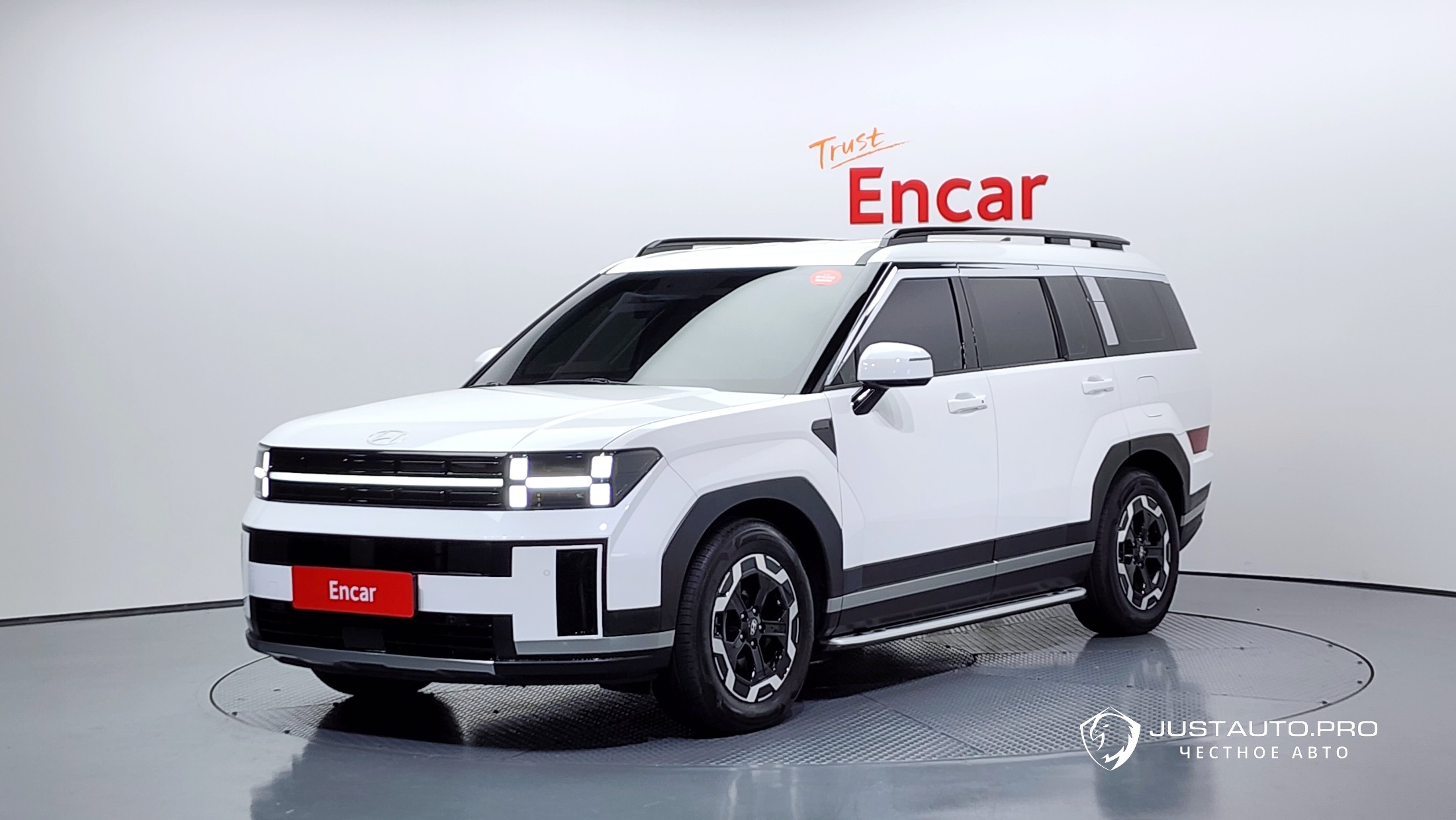 Автомобиль Hyundai Santafe