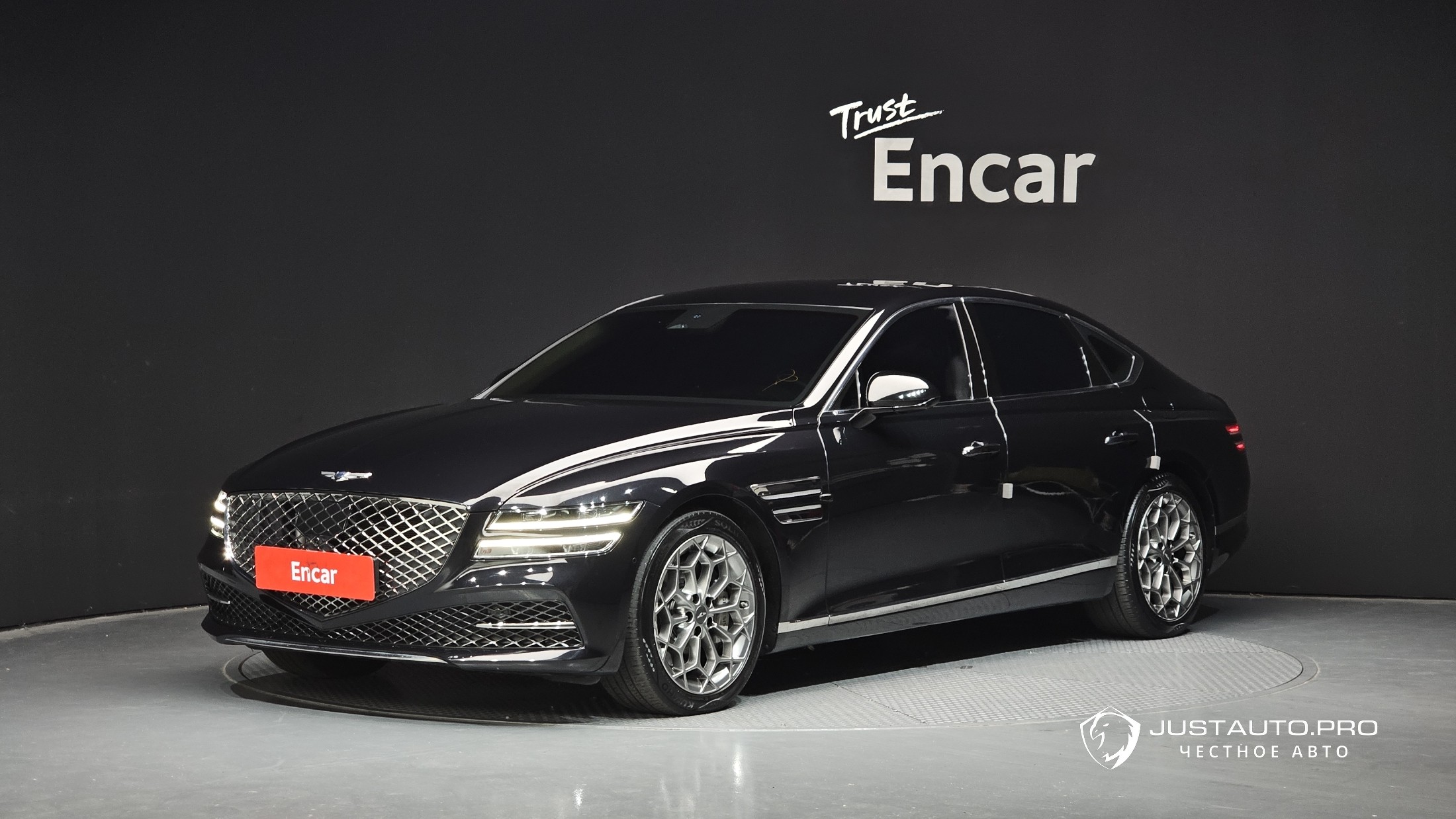 Автомобиль Genesis G80