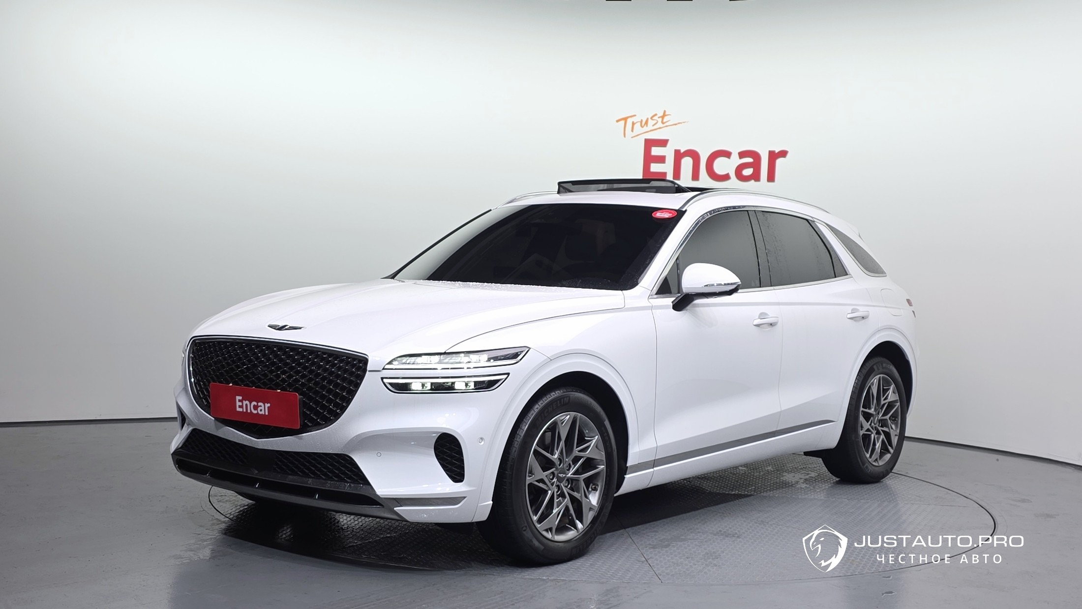 Автомобиль Genesis GV70