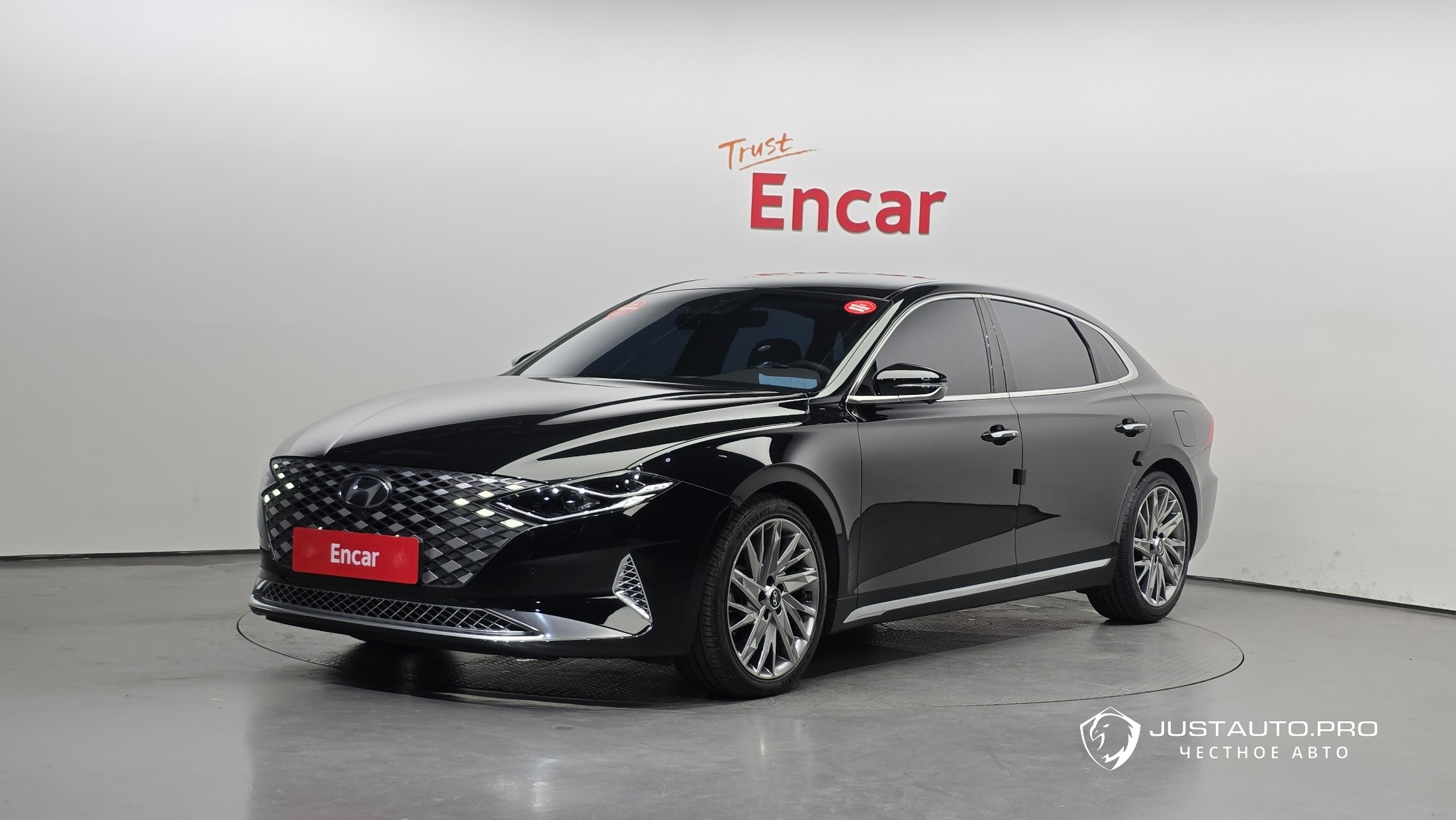 Автомобиль Hyundai Grandeur