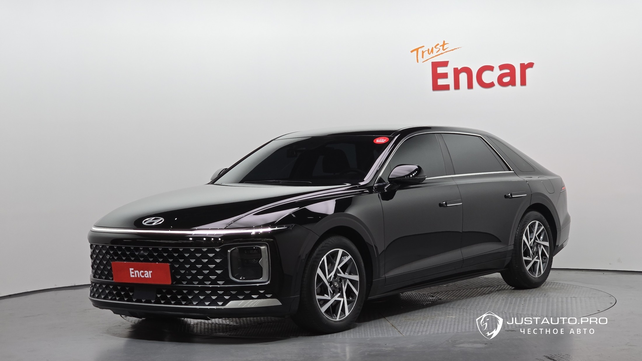 Автомобиль Hyundai Grandeur