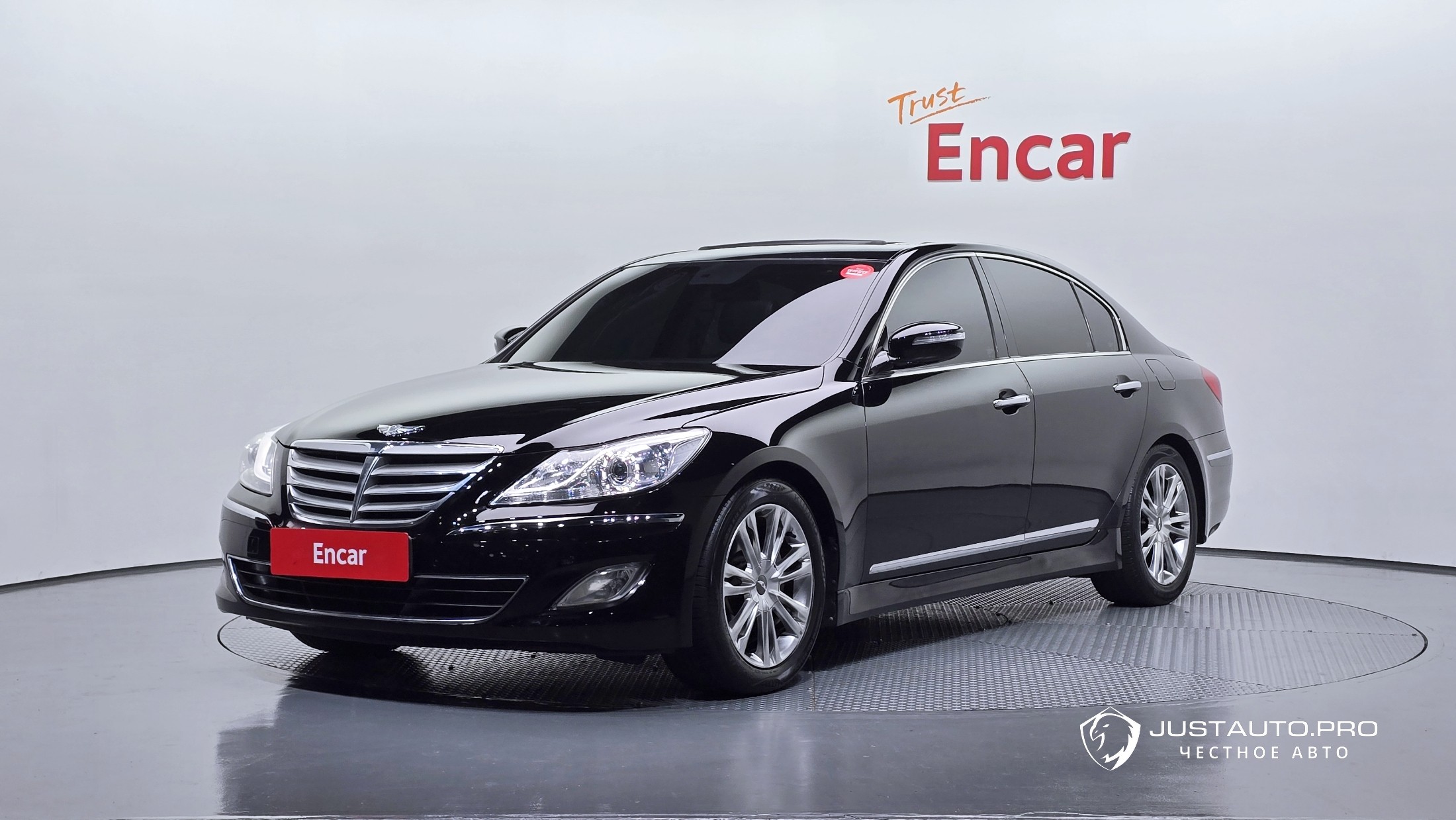 Автомобиль Hyundai Genesis