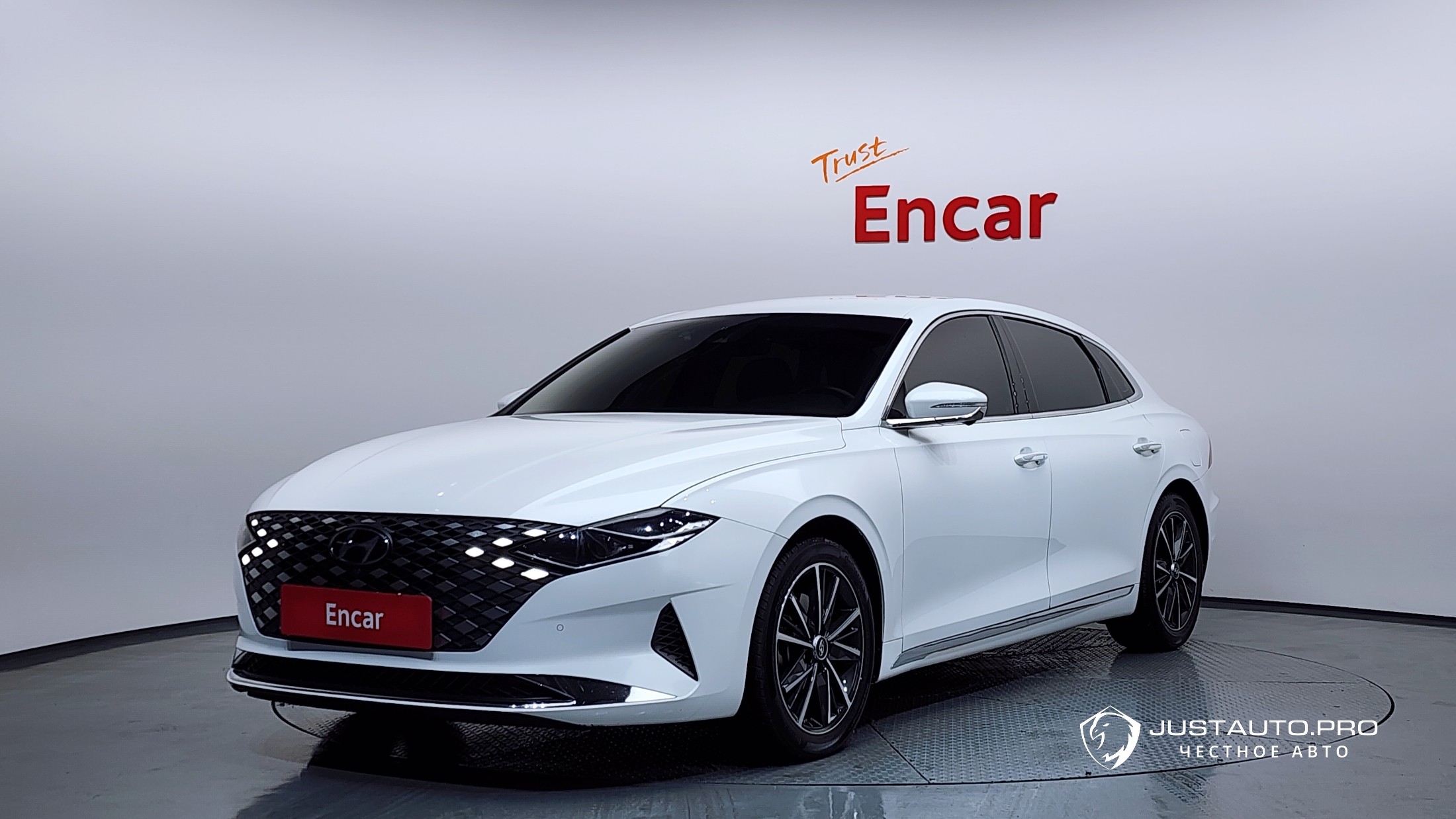 Автомобиль Hyundai Grandeur