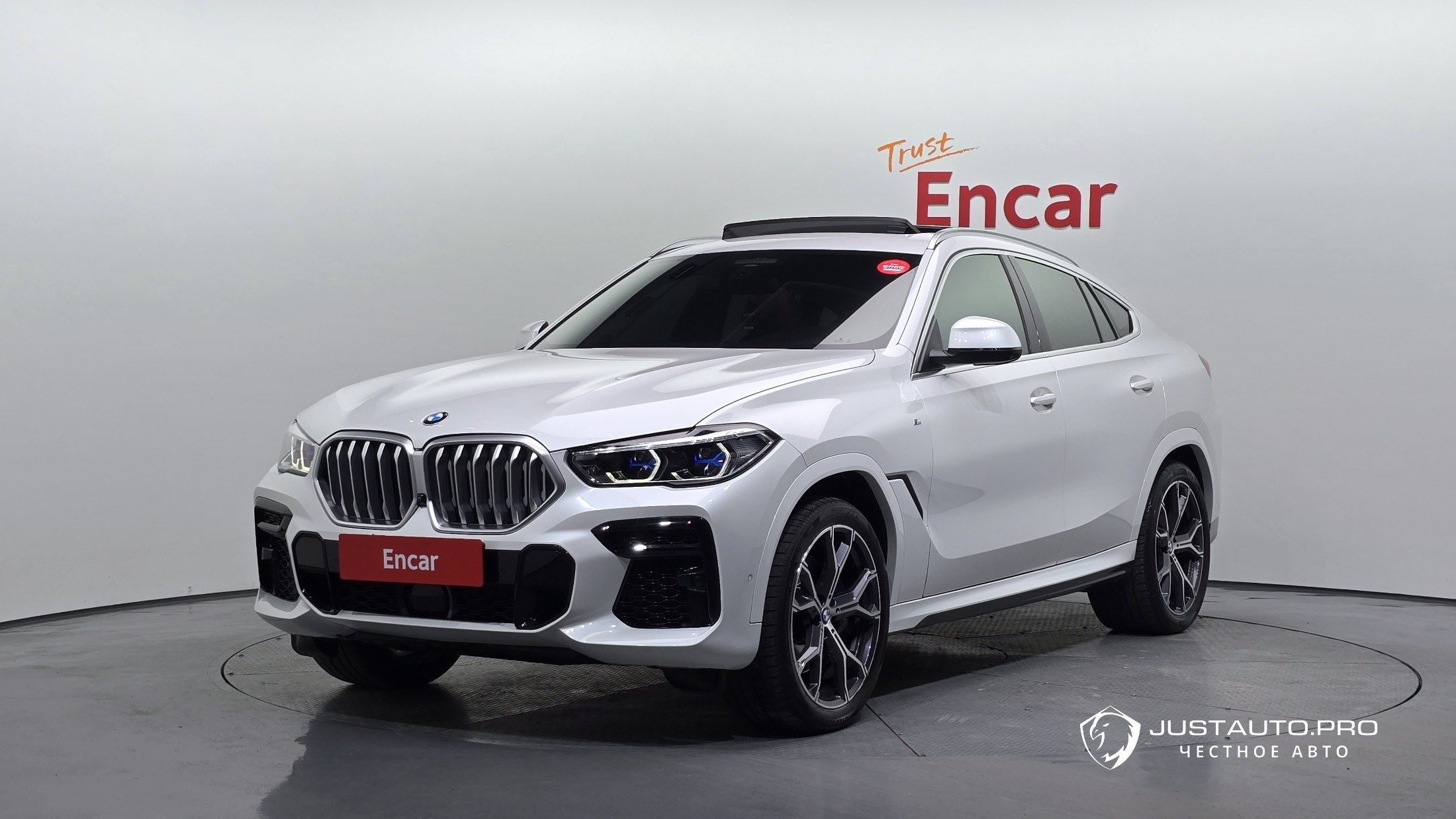 Автомобиль BMW X6