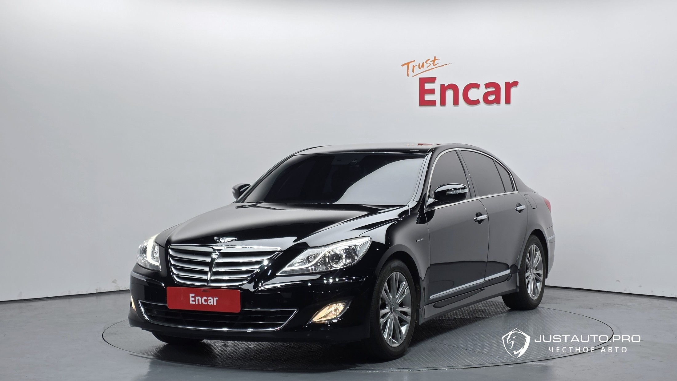 Автомобиль Hyundai Genesis