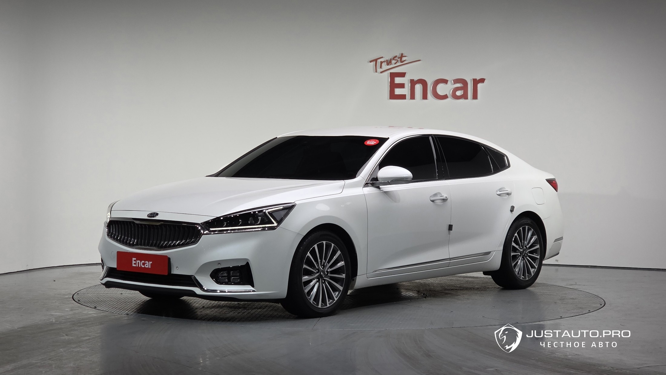 Автомобиль Kia K7