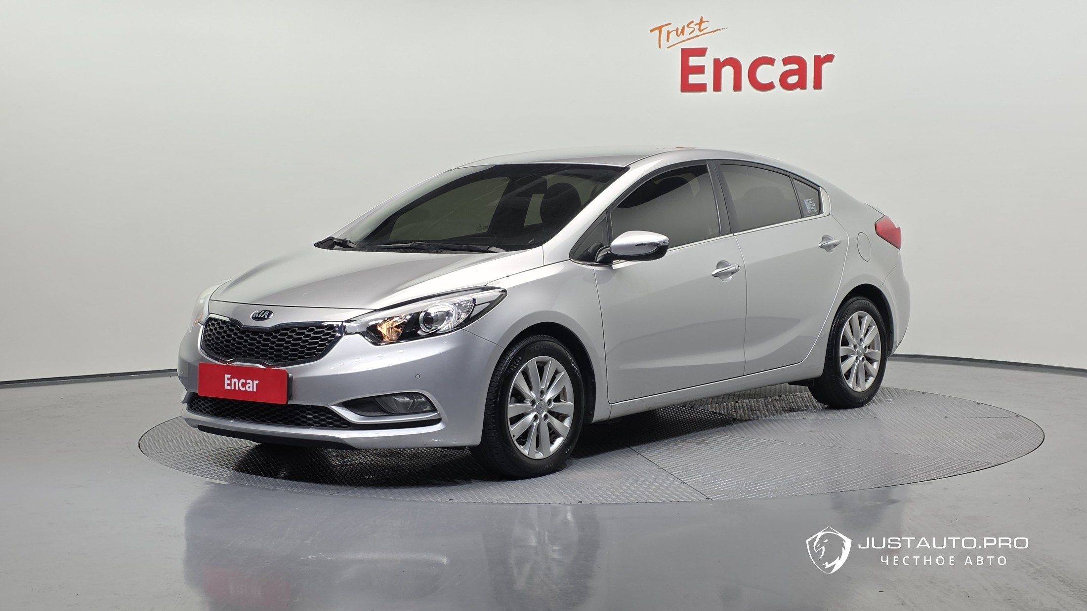 Автомобиль Kia K3