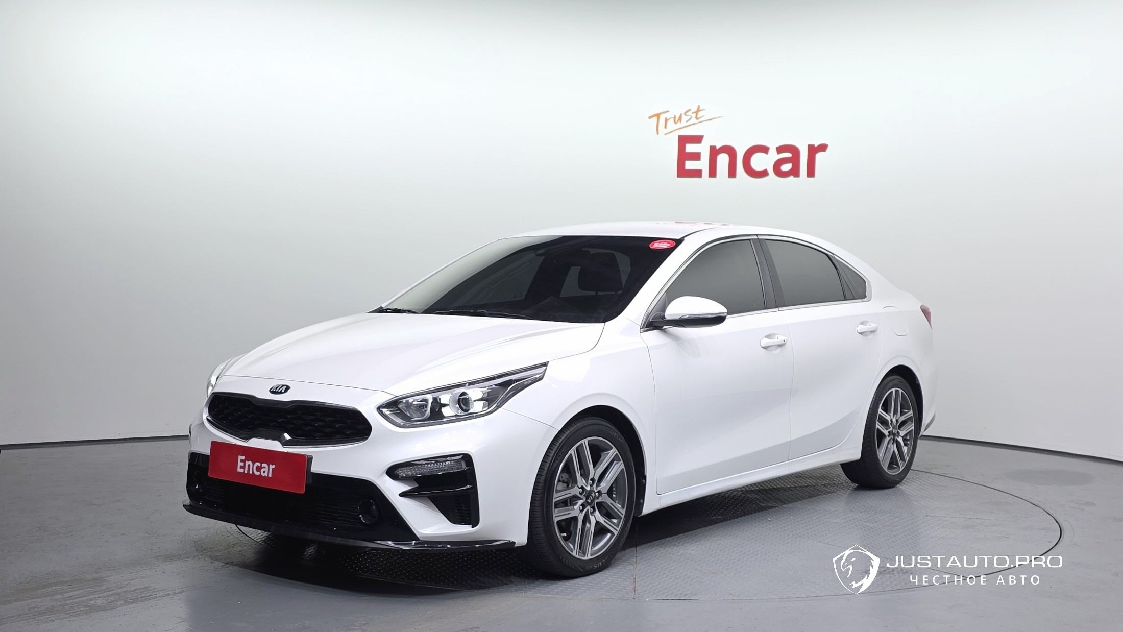 Автомобиль Kia K3