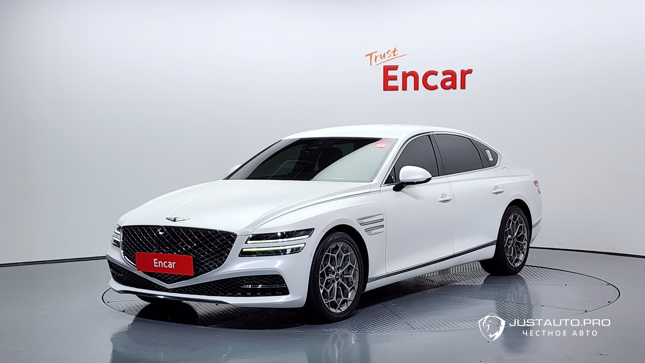 Автомобиль Genesis G80