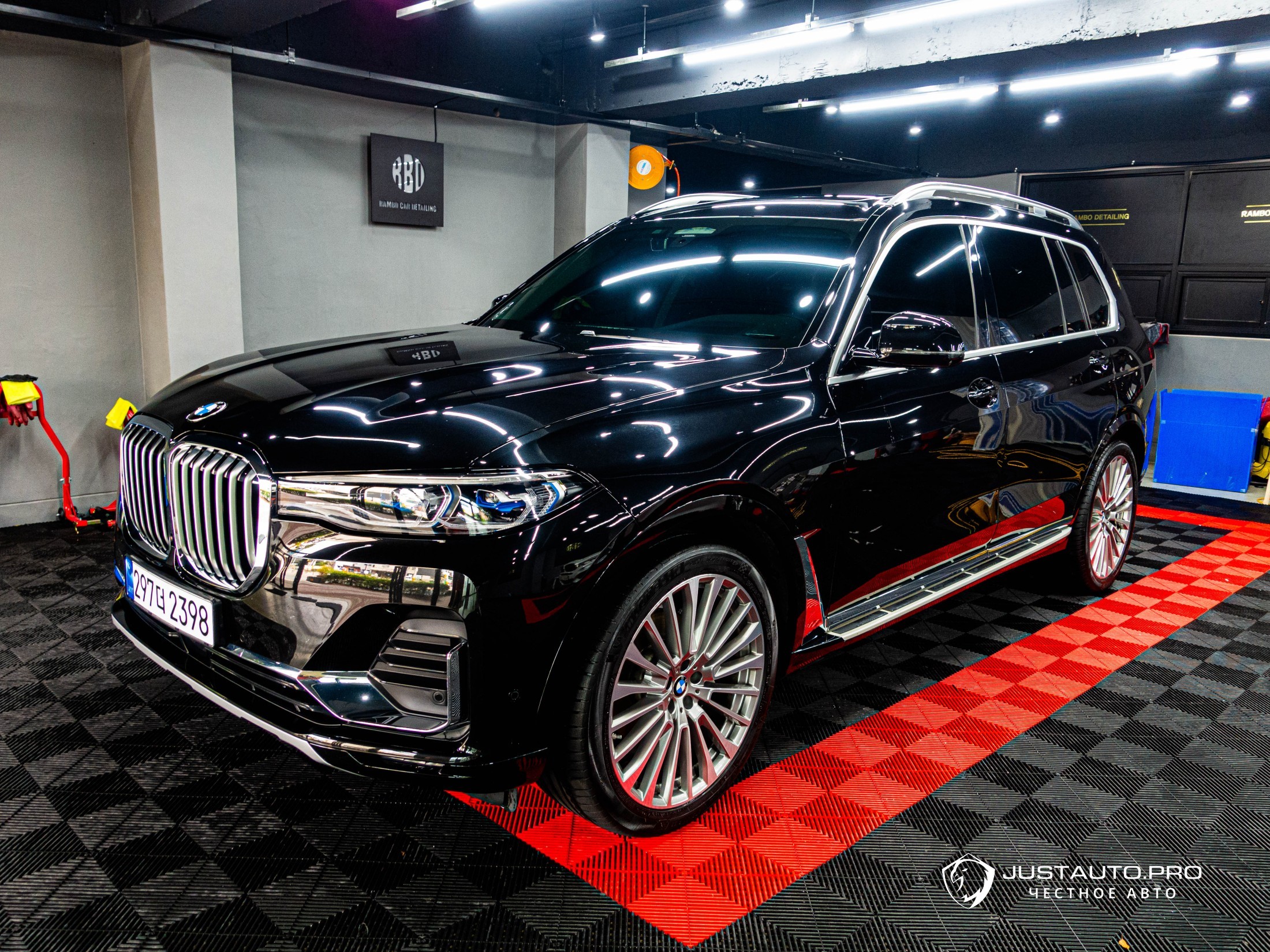 Автомобиль BMW X7
