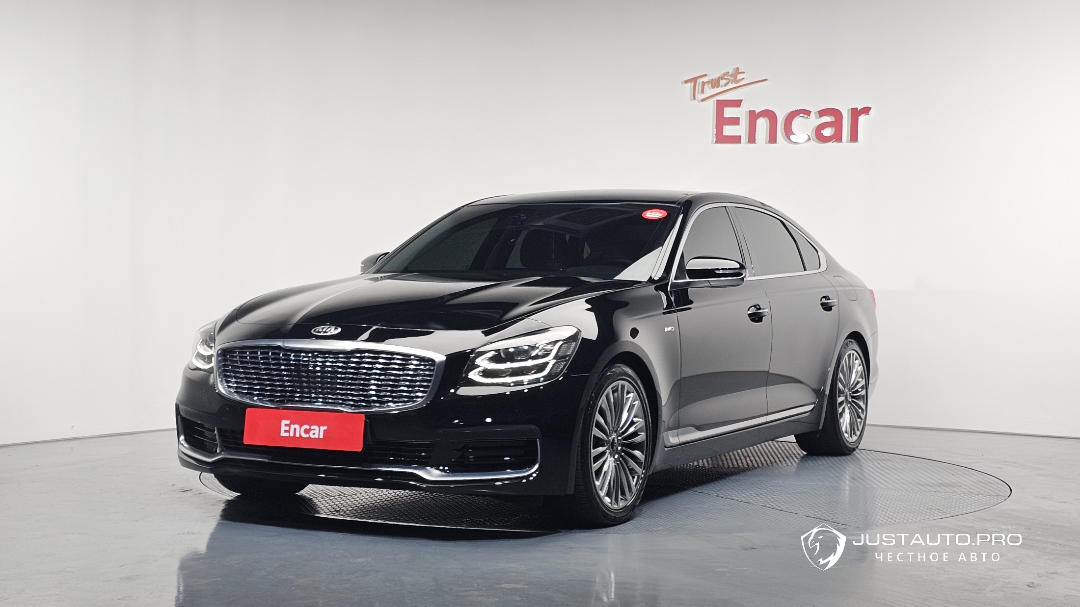 Автомобиль Kia K9