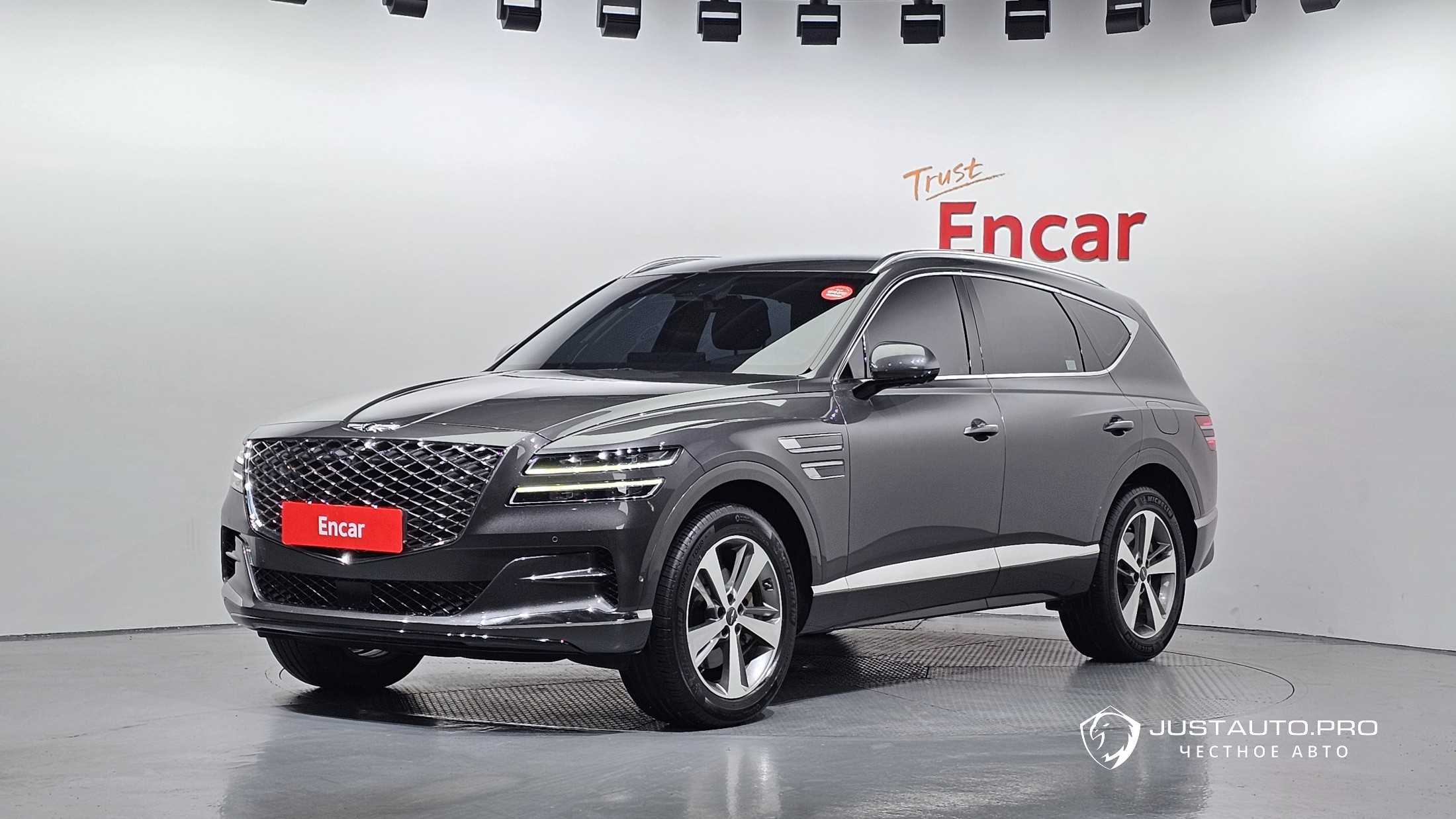 Автомобиль Genesis GV80