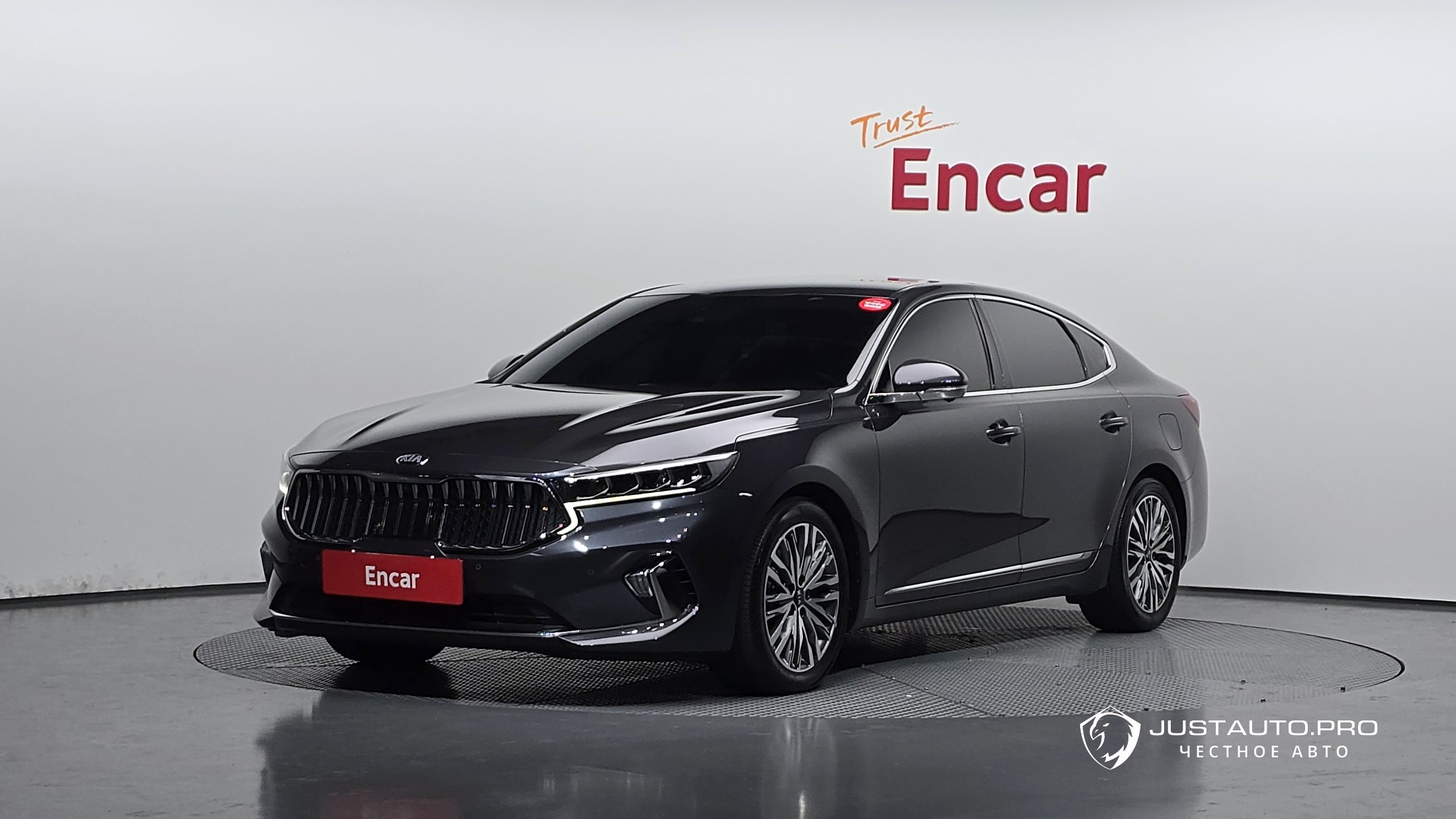 Автомобиль Kia K7