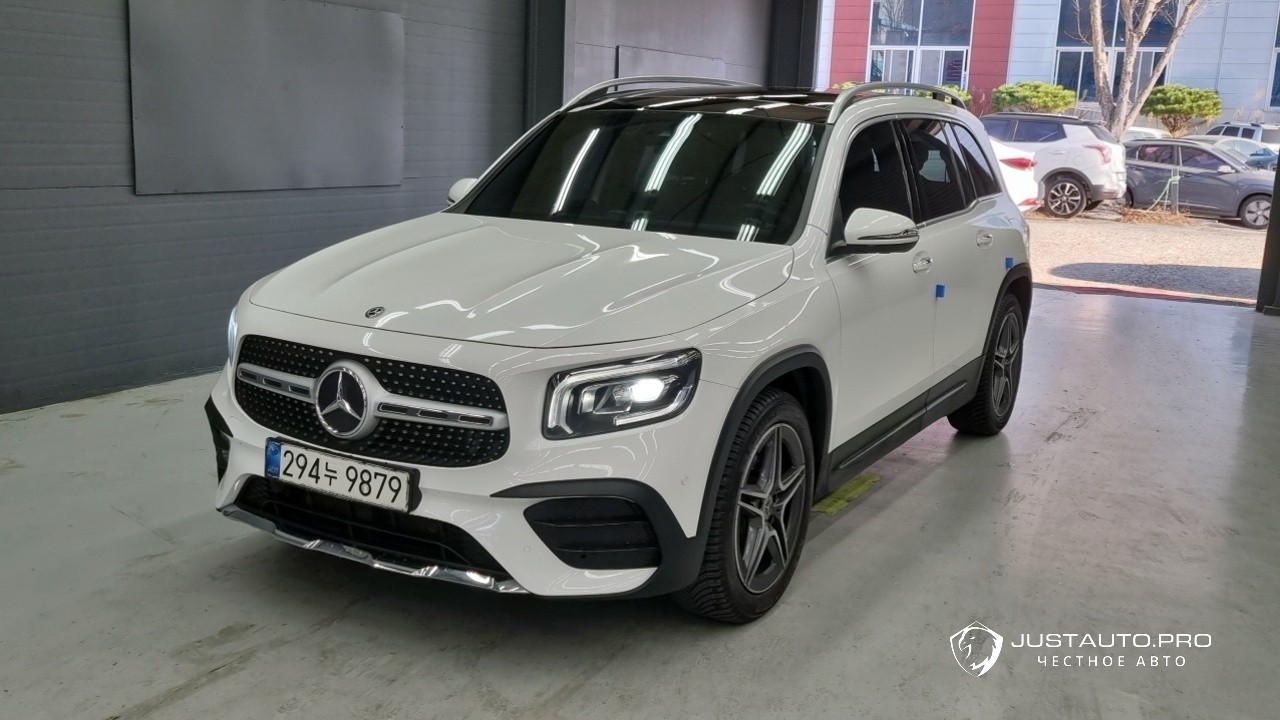 Автомобиль Mercedes-Benz GLB-Class