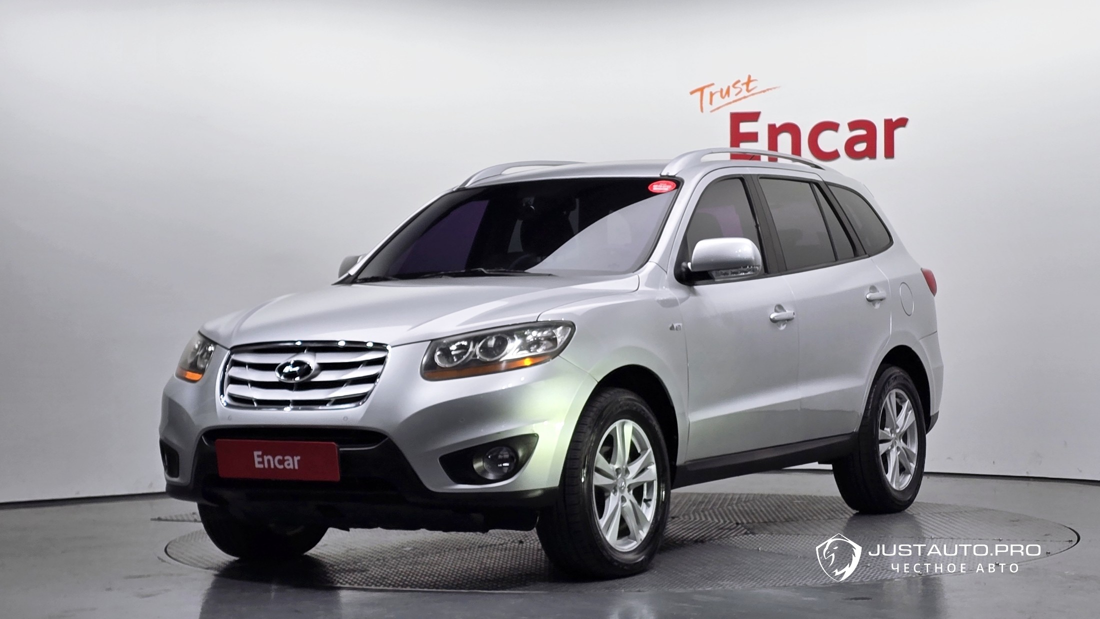 Автомобиль Hyundai Santafe