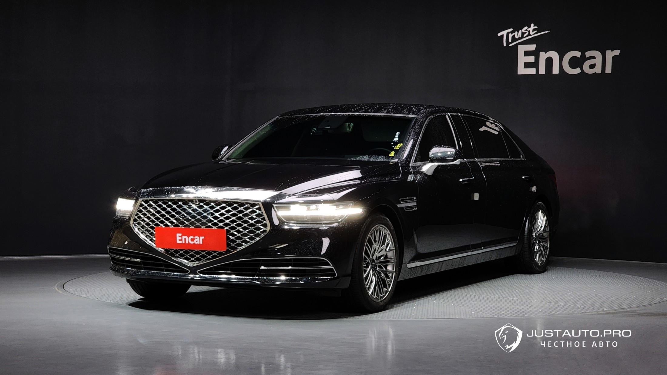 Автомобиль Genesis G90