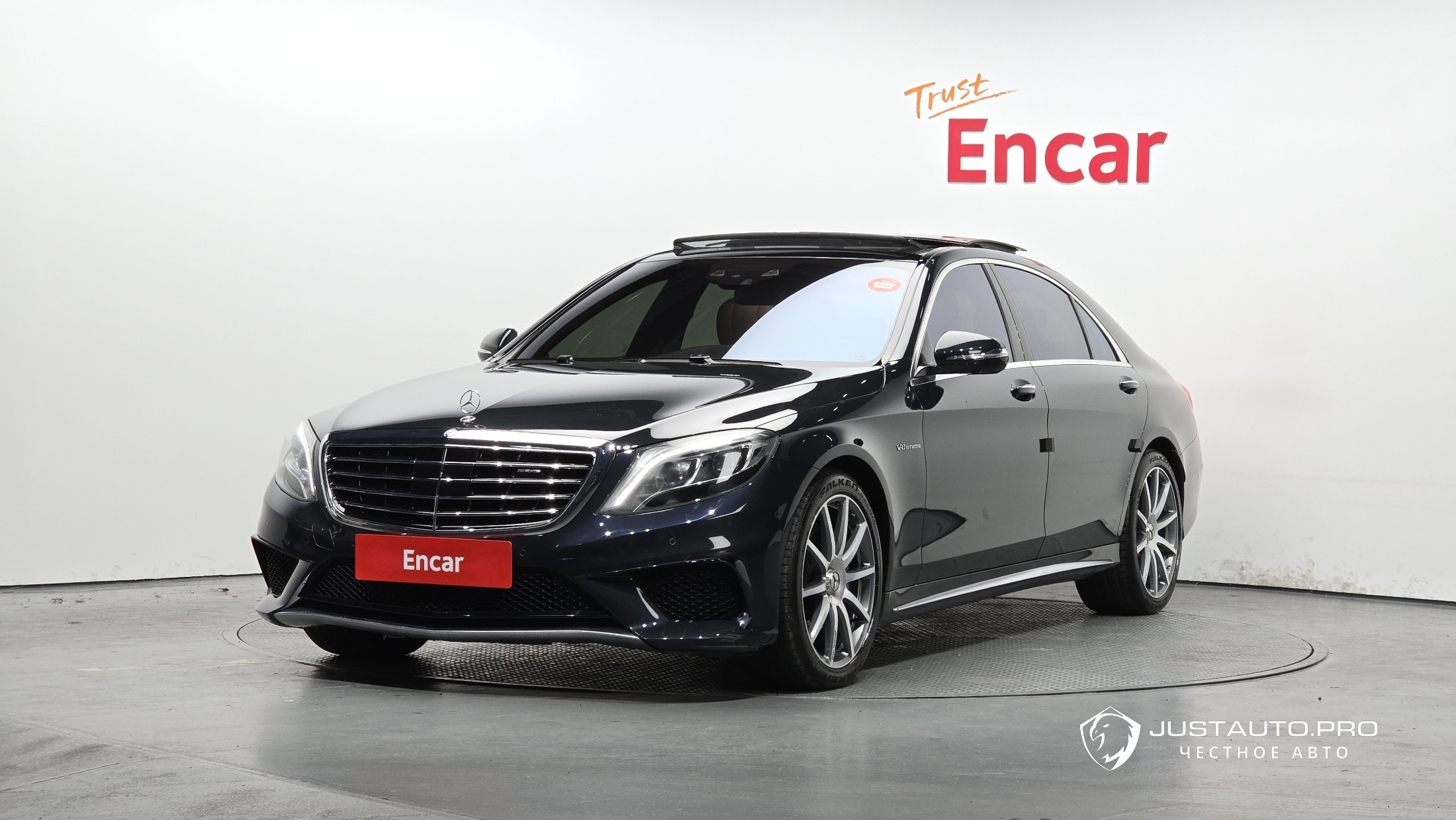 Автомобиль Mercedes-Benz S-Class