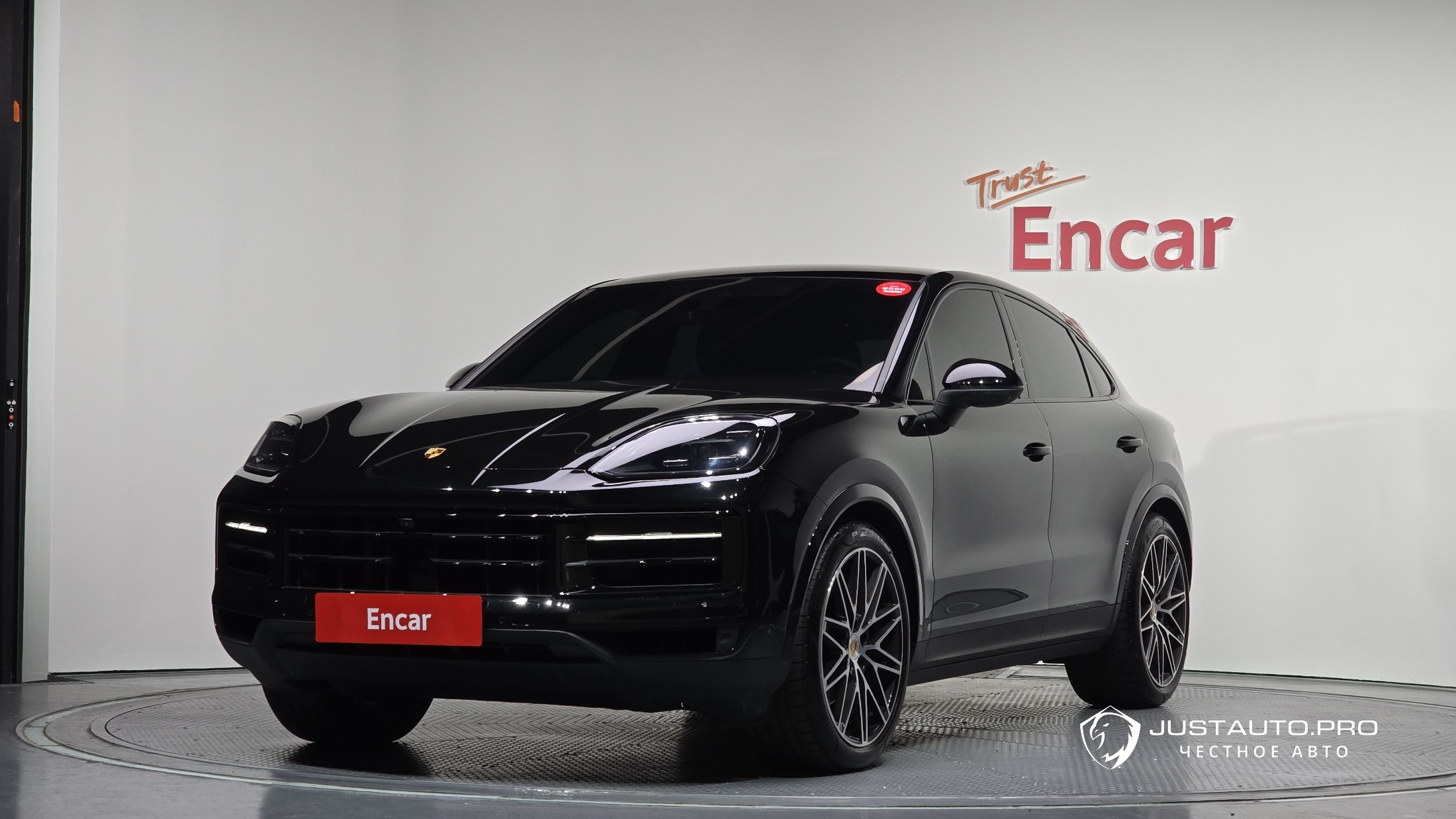 Автомобиль Porsche Cayenne