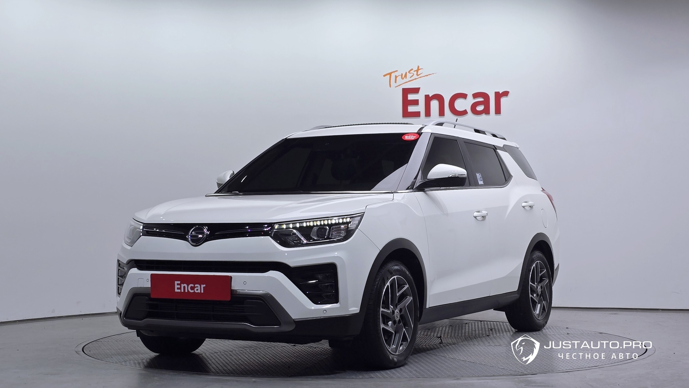 Автомобиль KG_Mobility_Ssangyong TIBOLI