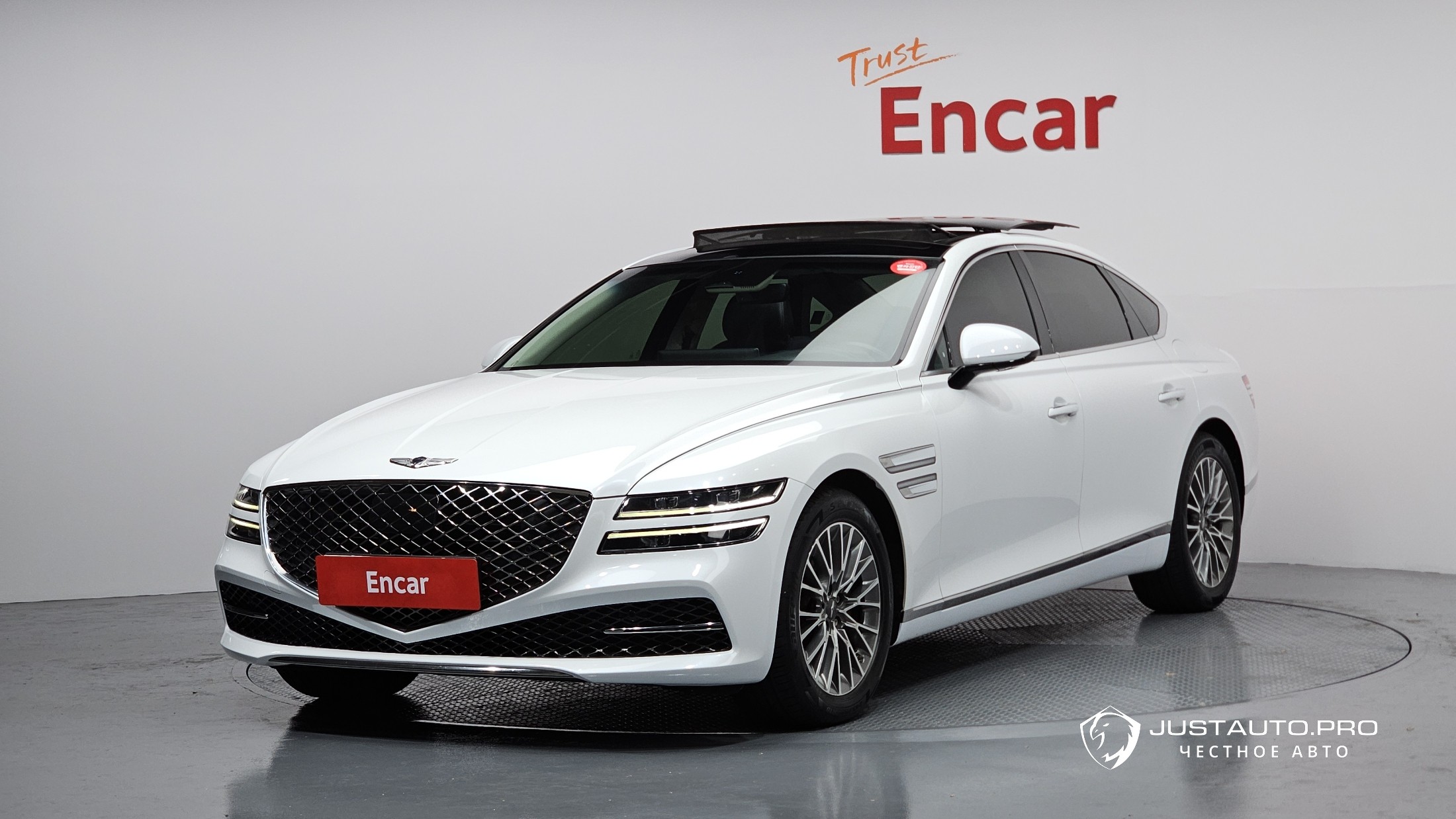 Автомобиль Genesis G80