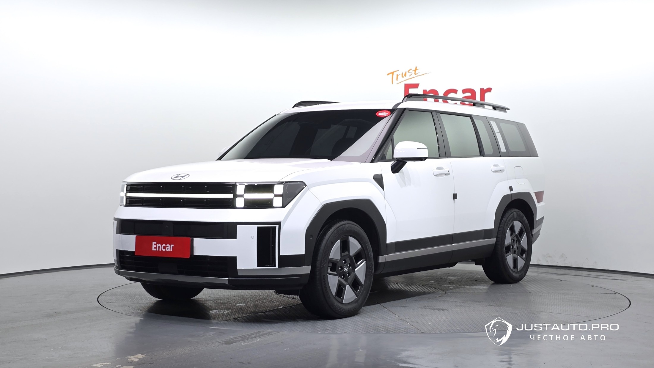 Автомобиль Hyundai Santafe